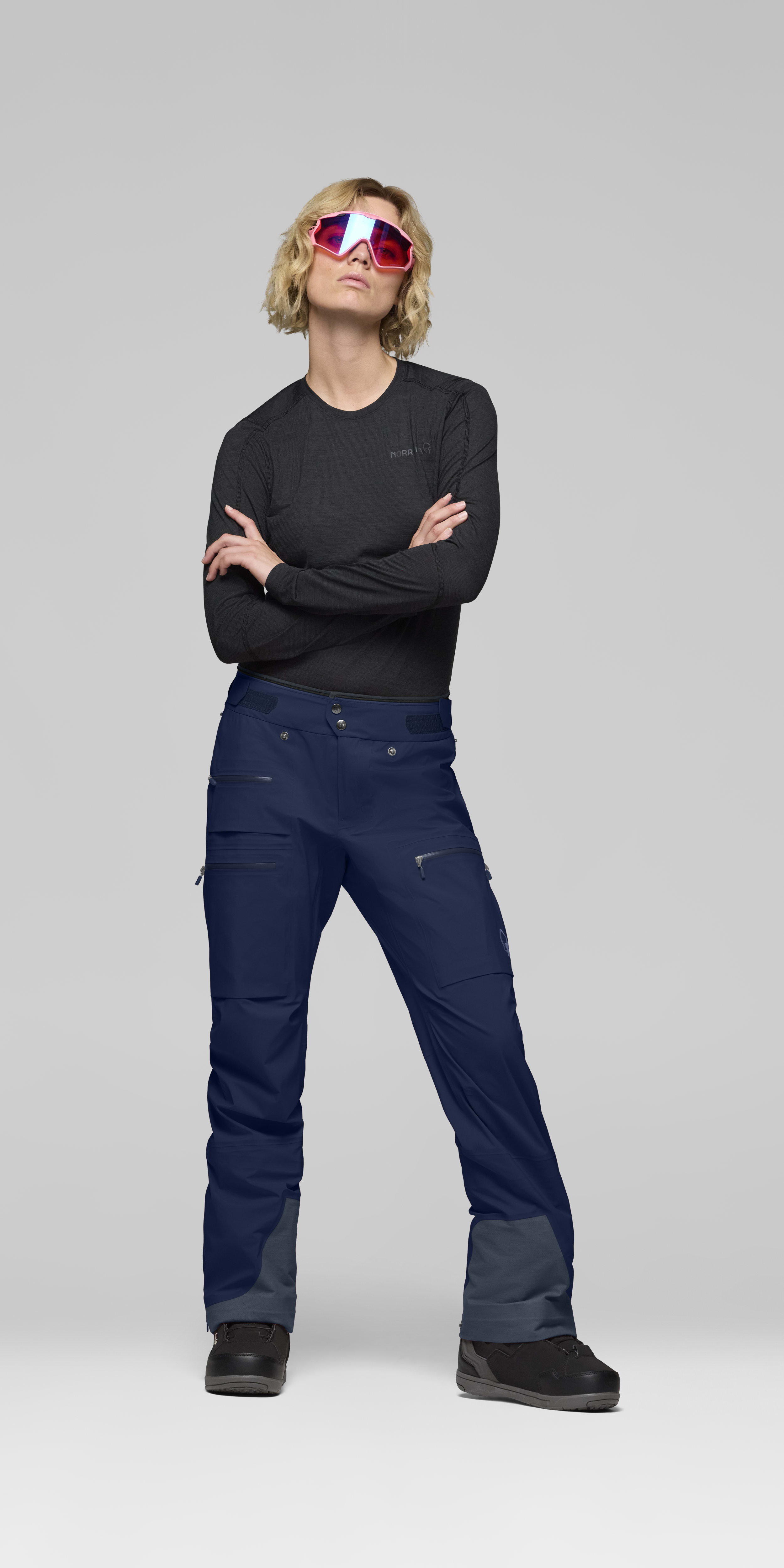 Female Look front image of lyngen Gore-Tex Pants Indigo Night