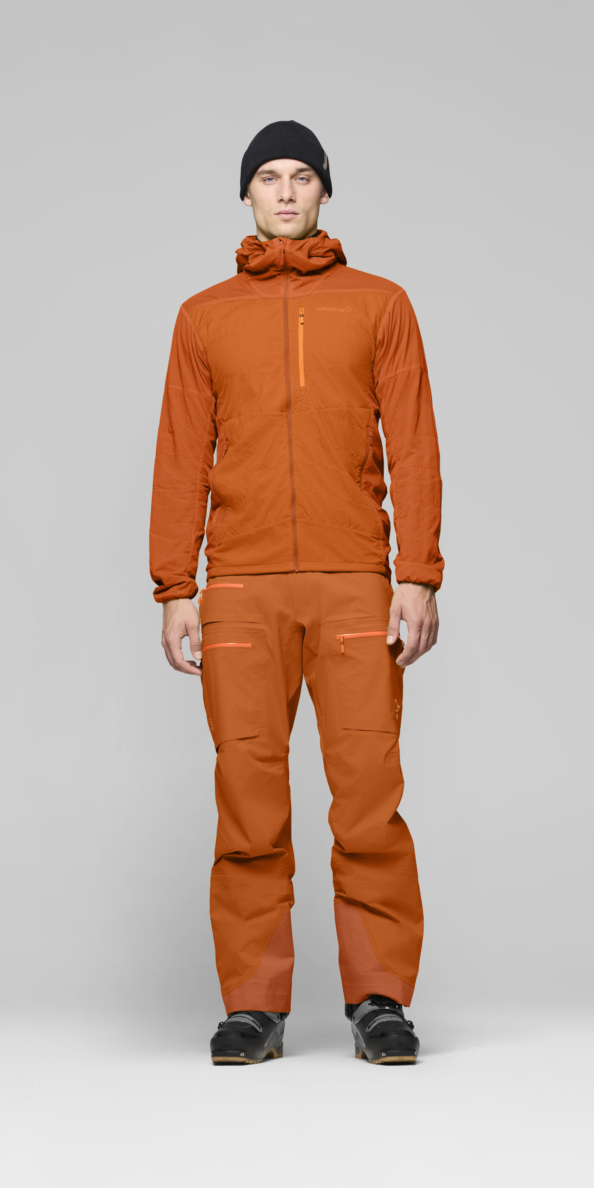 Male Look front image of lyngen thermo100active Zip Hood Gold Flame