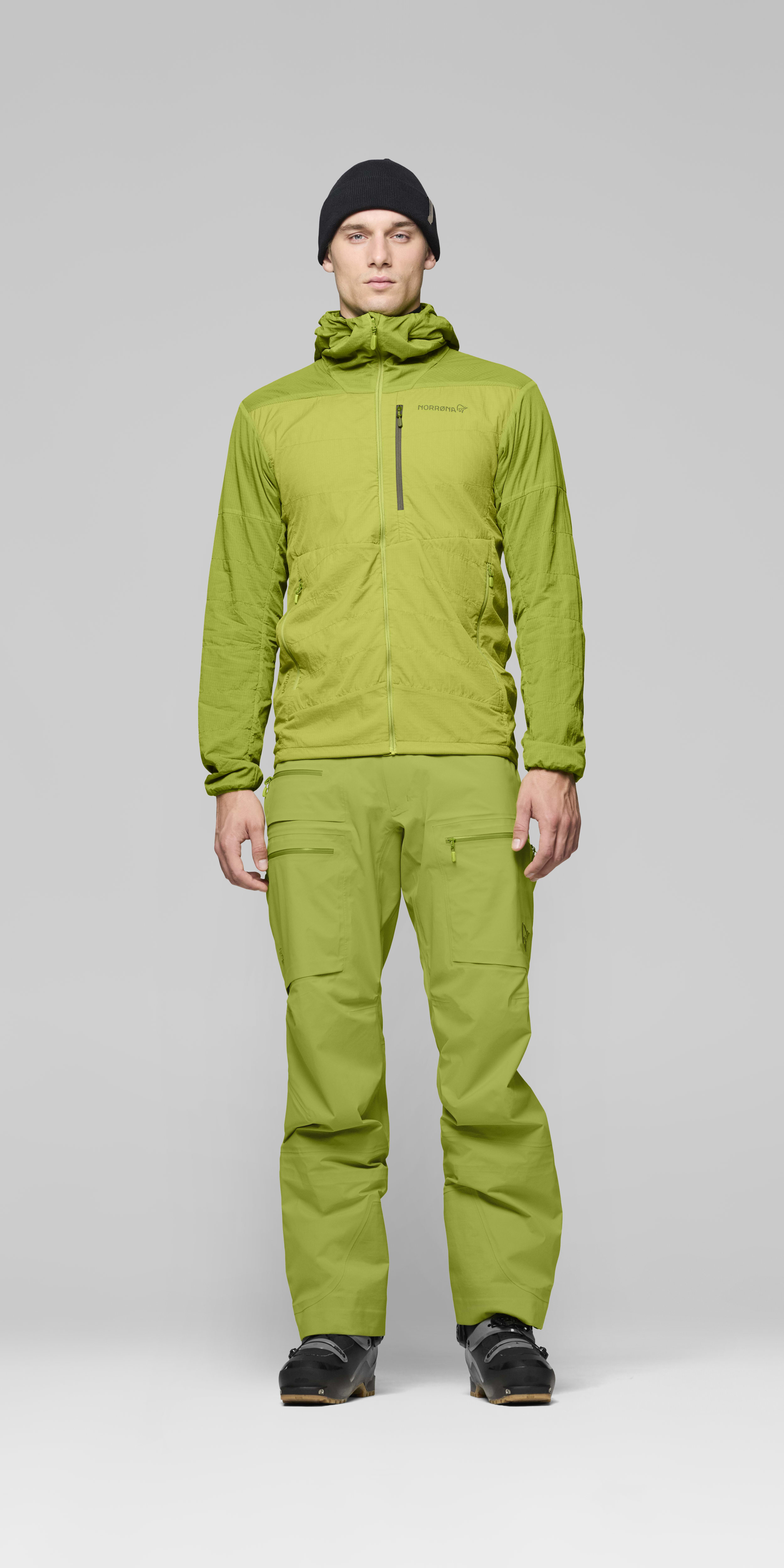 Male Look front image of lyngen thermo100active Zip Hood Dark Citron