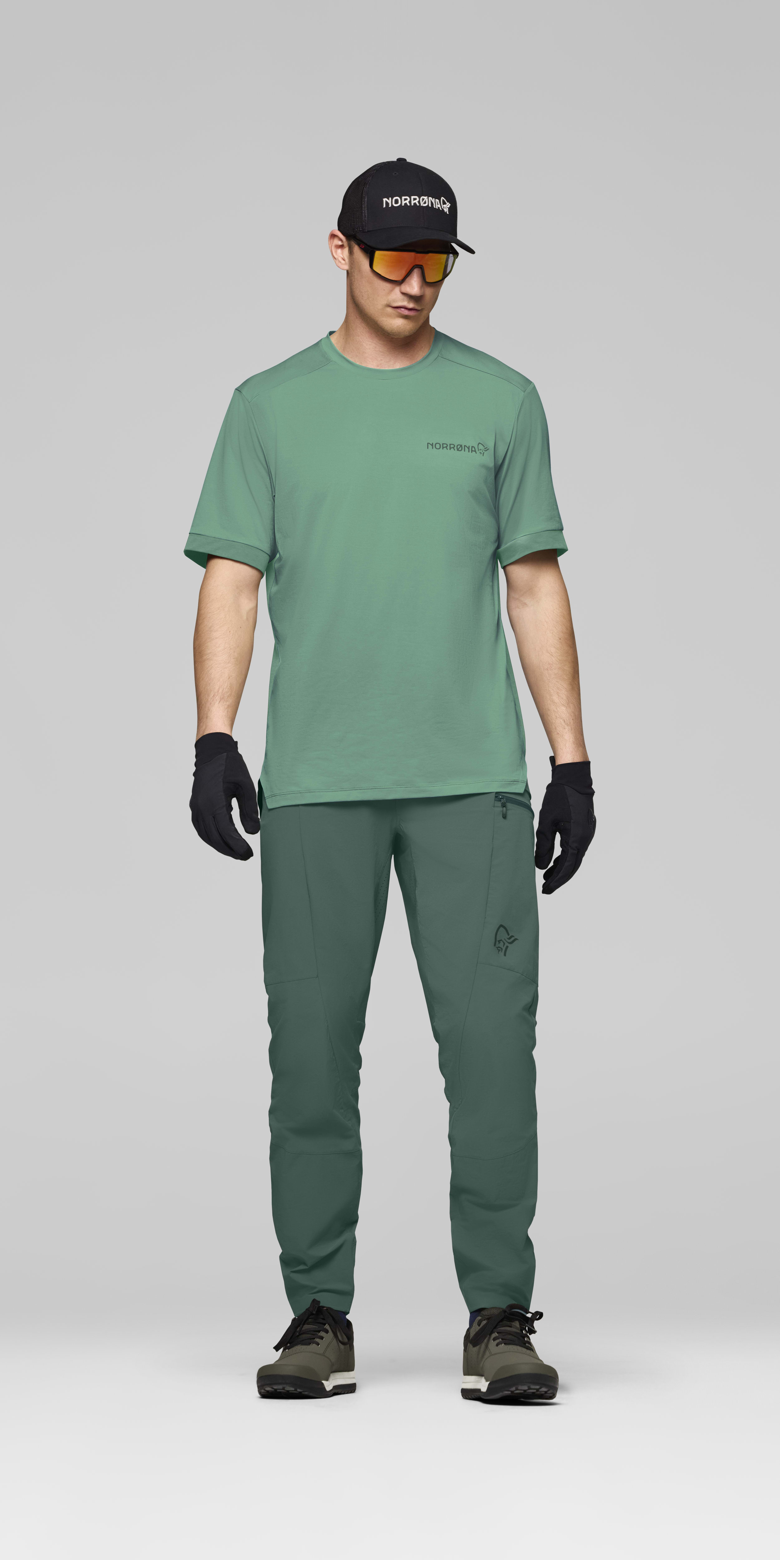 Male Look opening image of fjora flex1 tech Pants Jungle Green