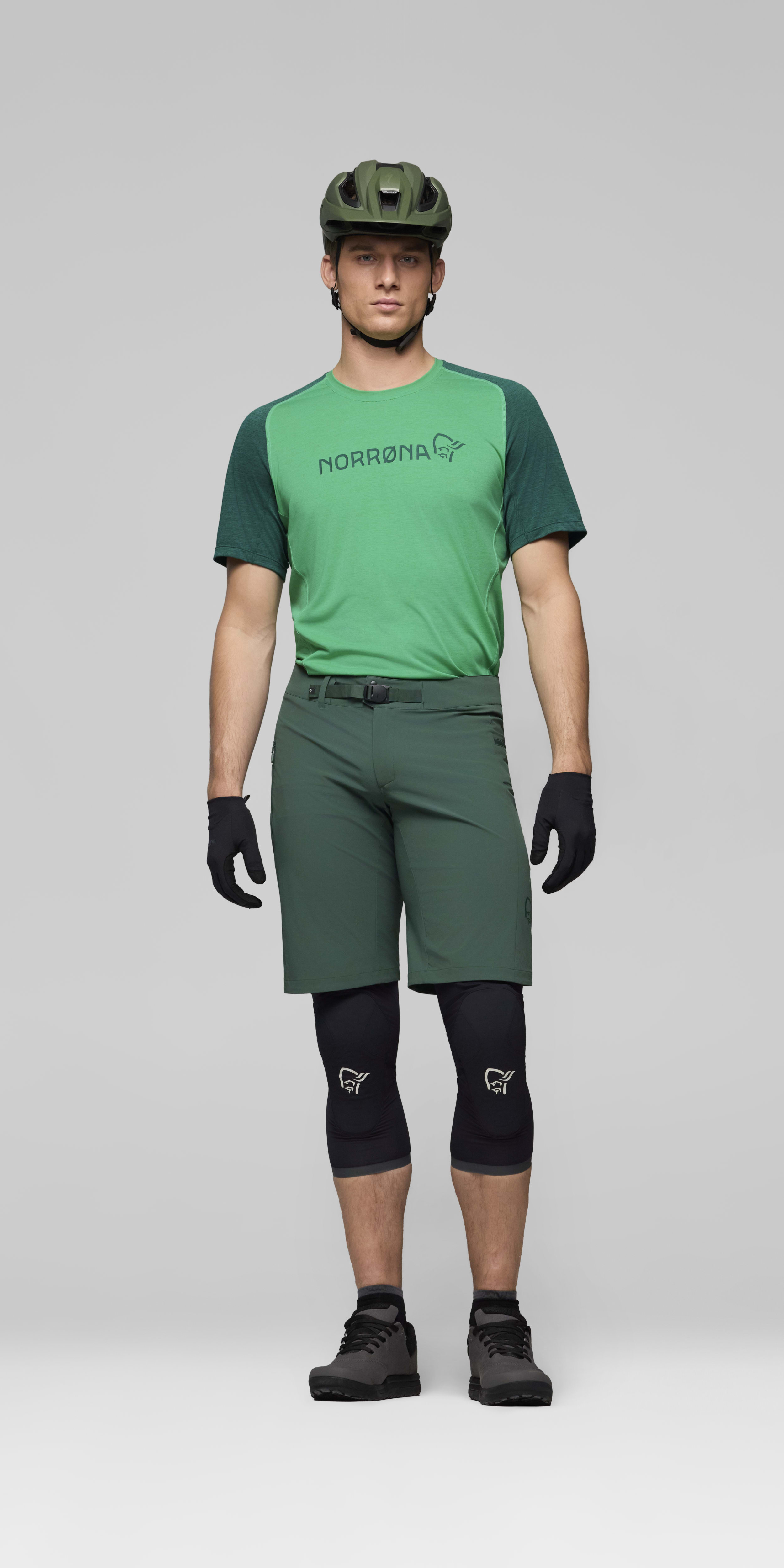 Male Look front image of fjora flex1 mid weight Shorts Jungle Green