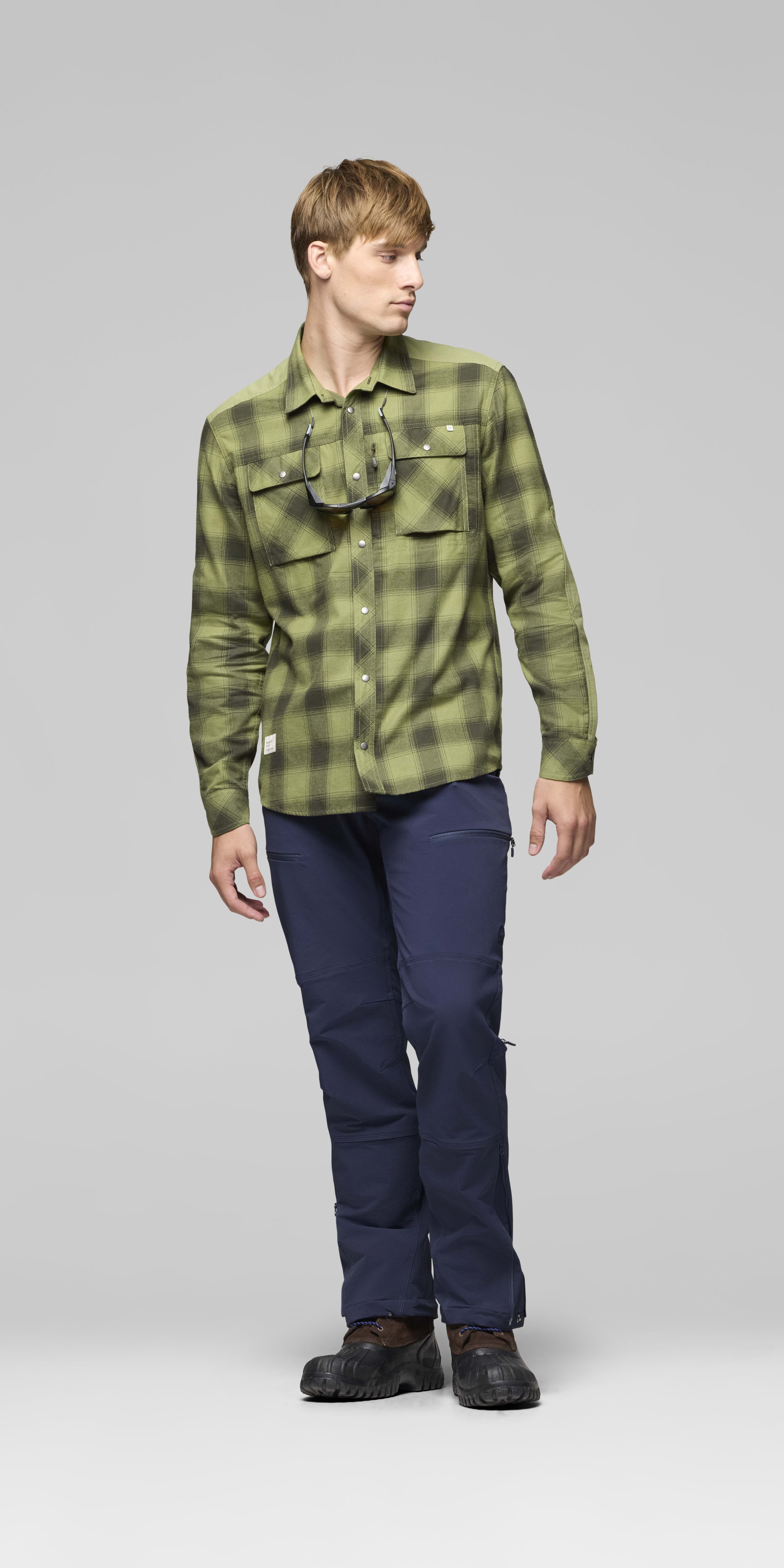 Male Look opening image of femund flannel Shirt Rosin