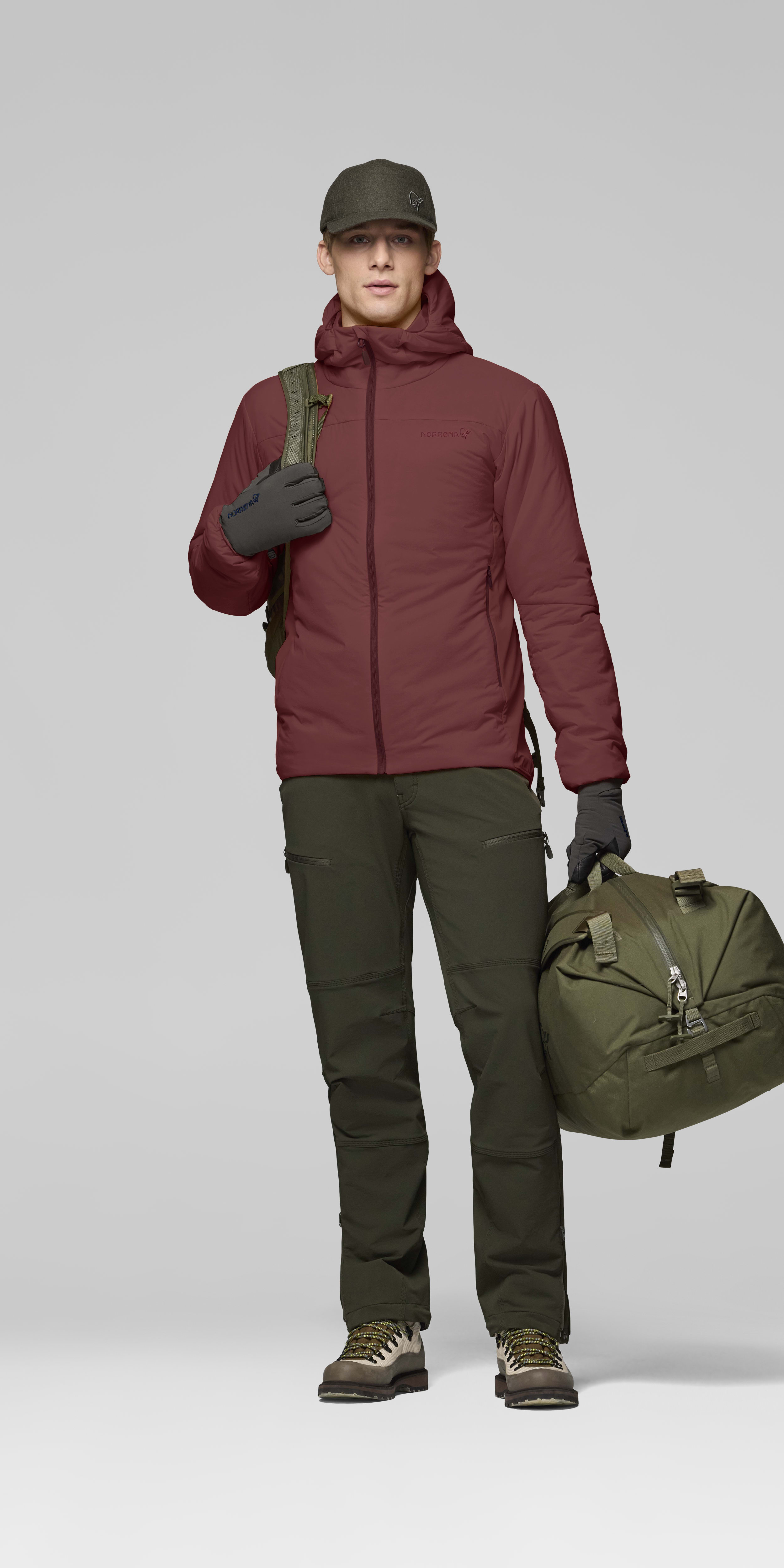 Male Look opening image of femund thermo60 Zip Hood Port