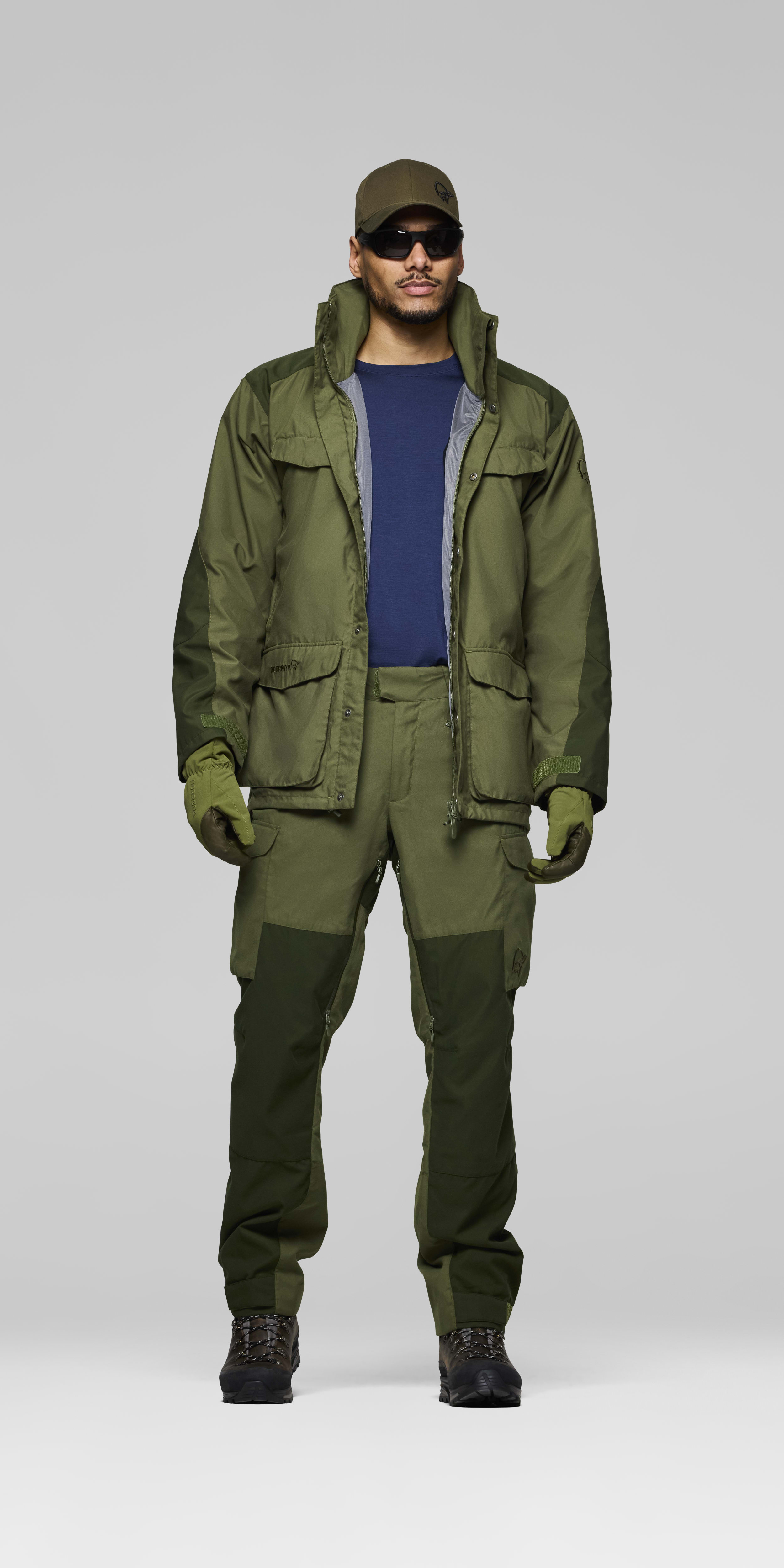 Female Look opening image of finnskogen Gore-Tex Pants Green