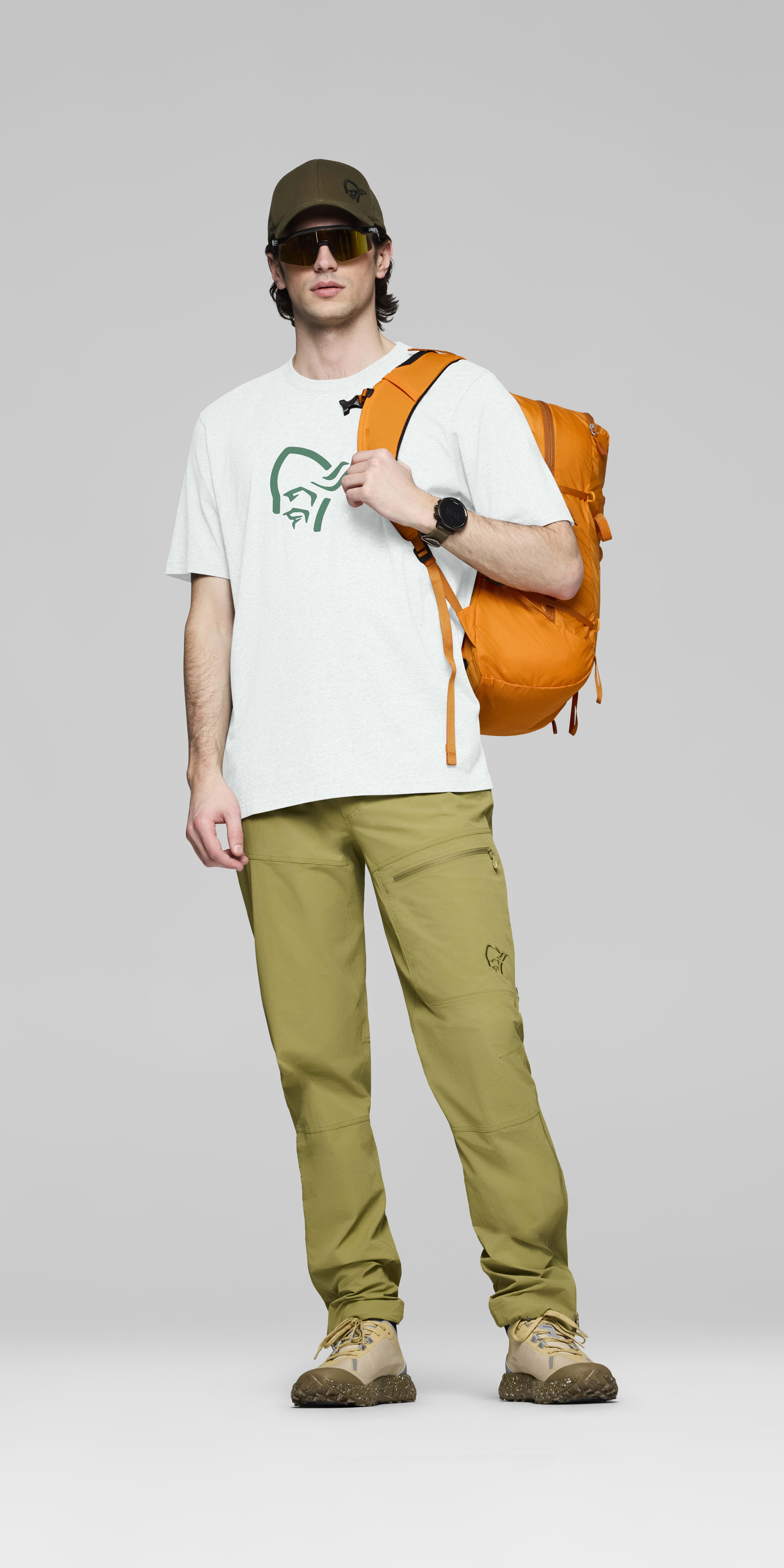 Male Look opening image of 29 cotton viking T-shirt Pure White