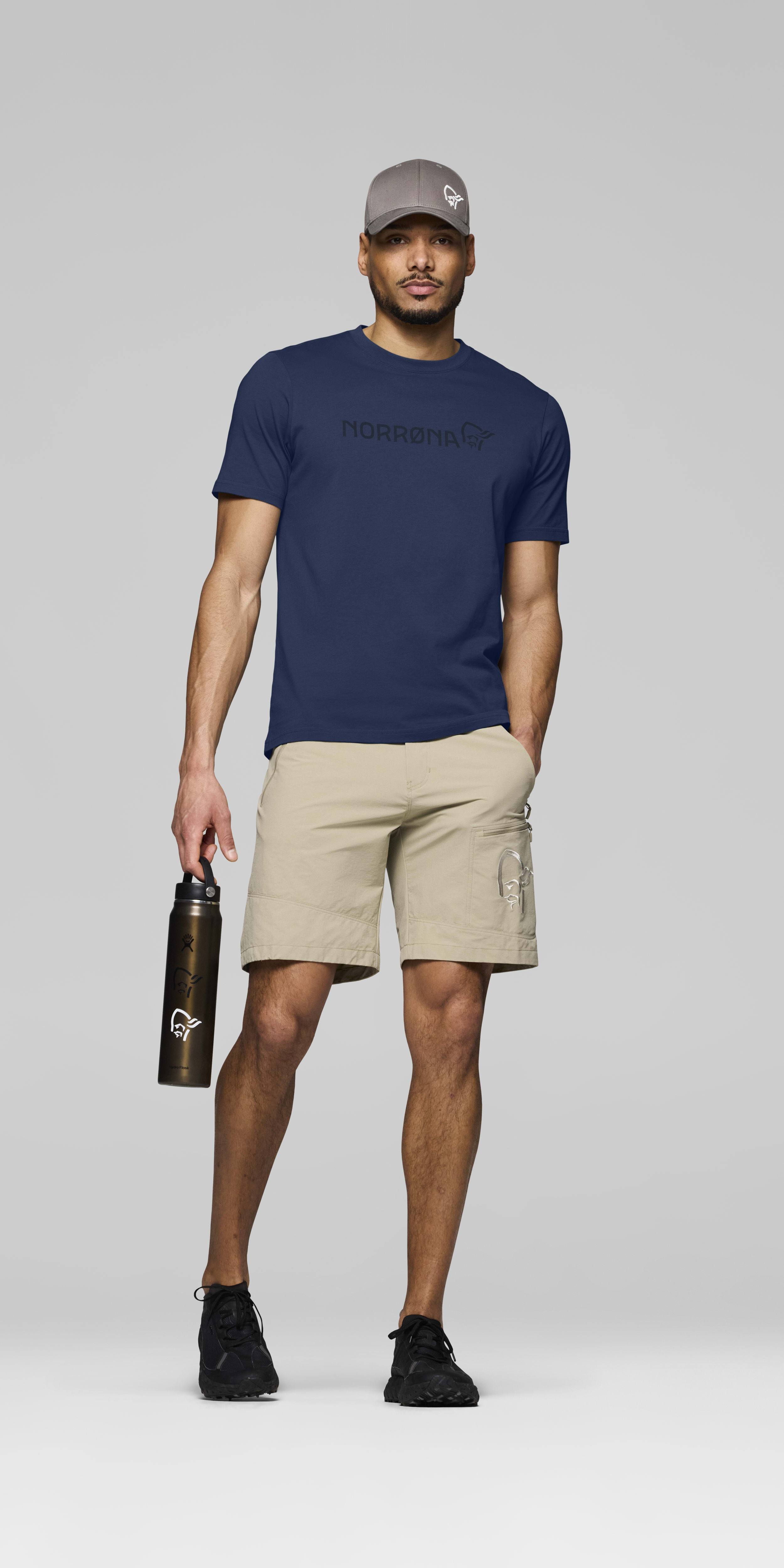 Male Look opening image of 29 cotton Norrøna viking T-shirt Indigo Night