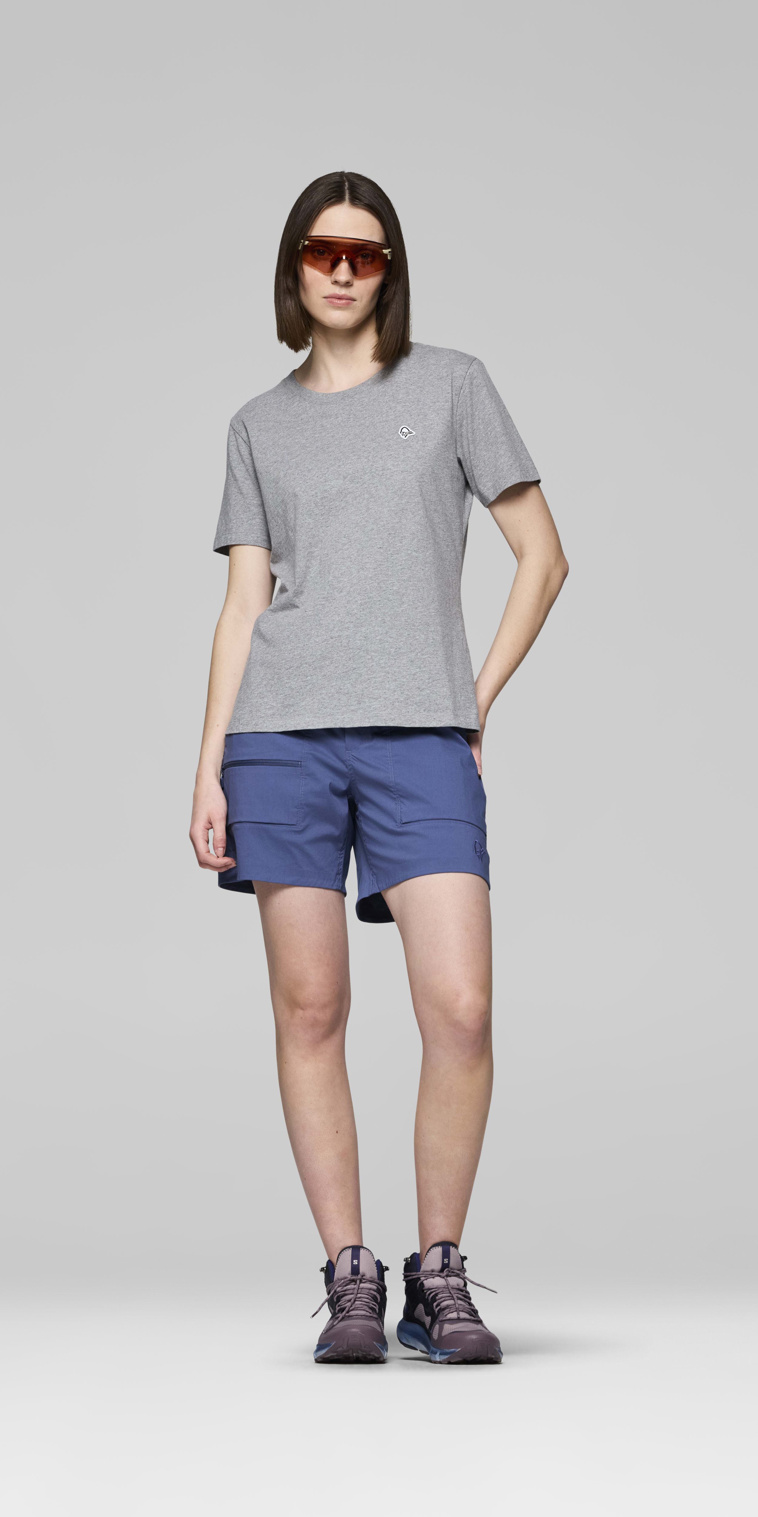 Female Look front image of 29 cotton viking patch T-shirt Grey Melange