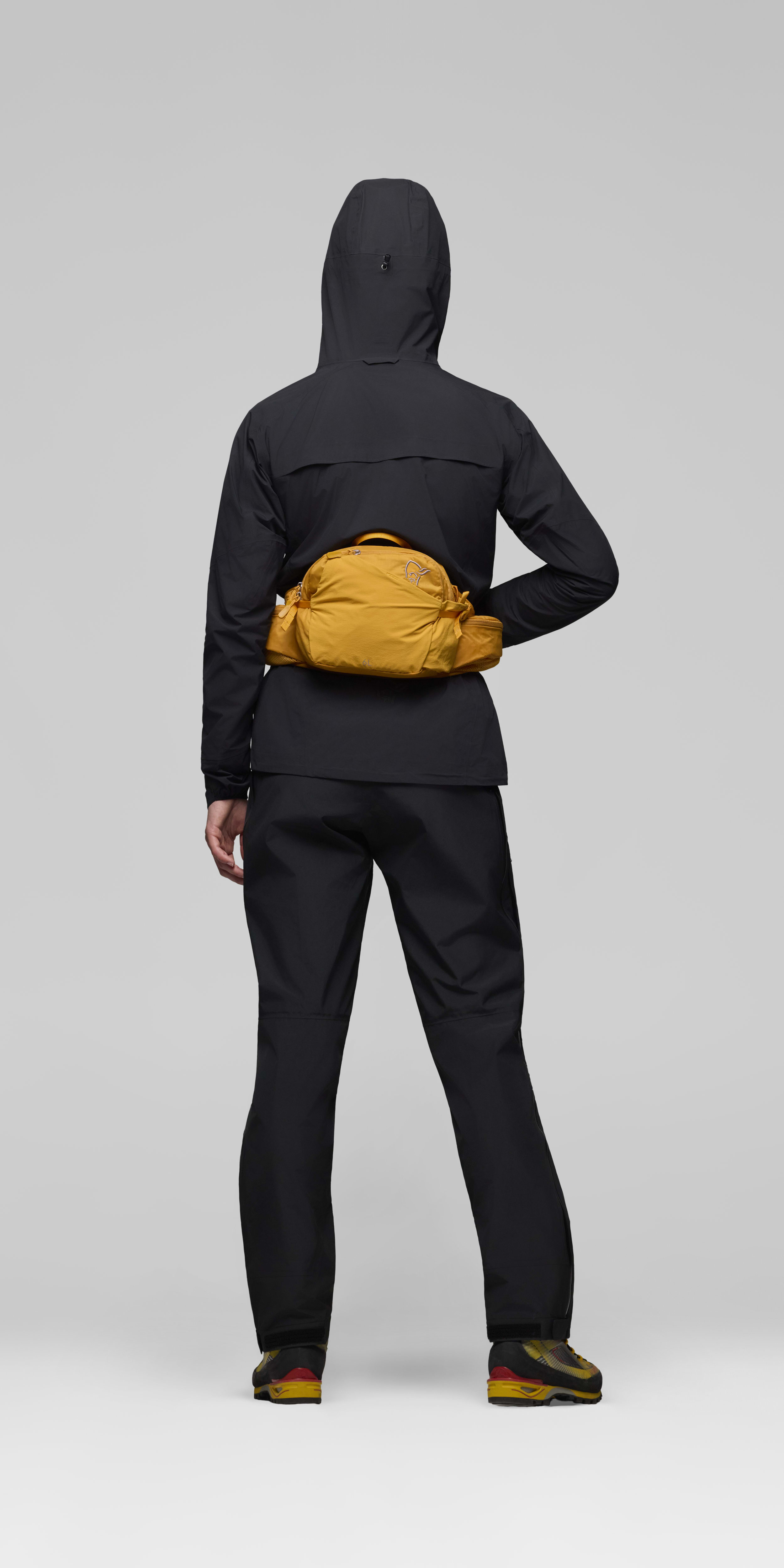Female Look front image of femund econyl70 6L Hip Pack Sunflower
