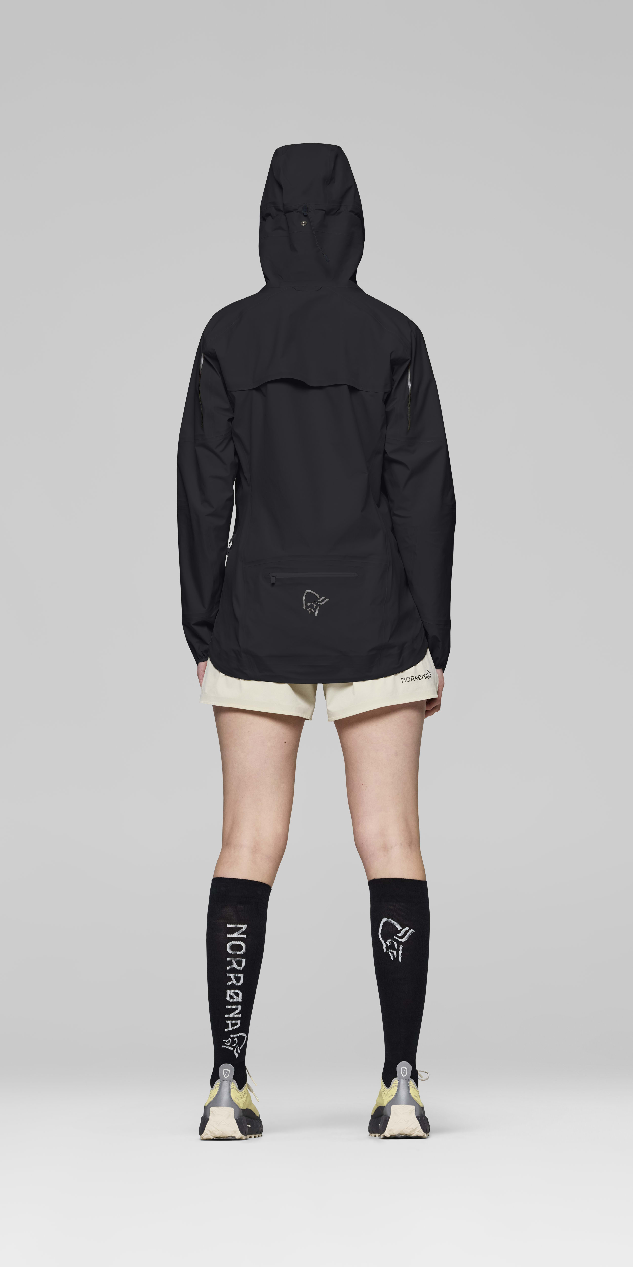 Female Look opening image of senja light merinoUll long Socks Caviar Black