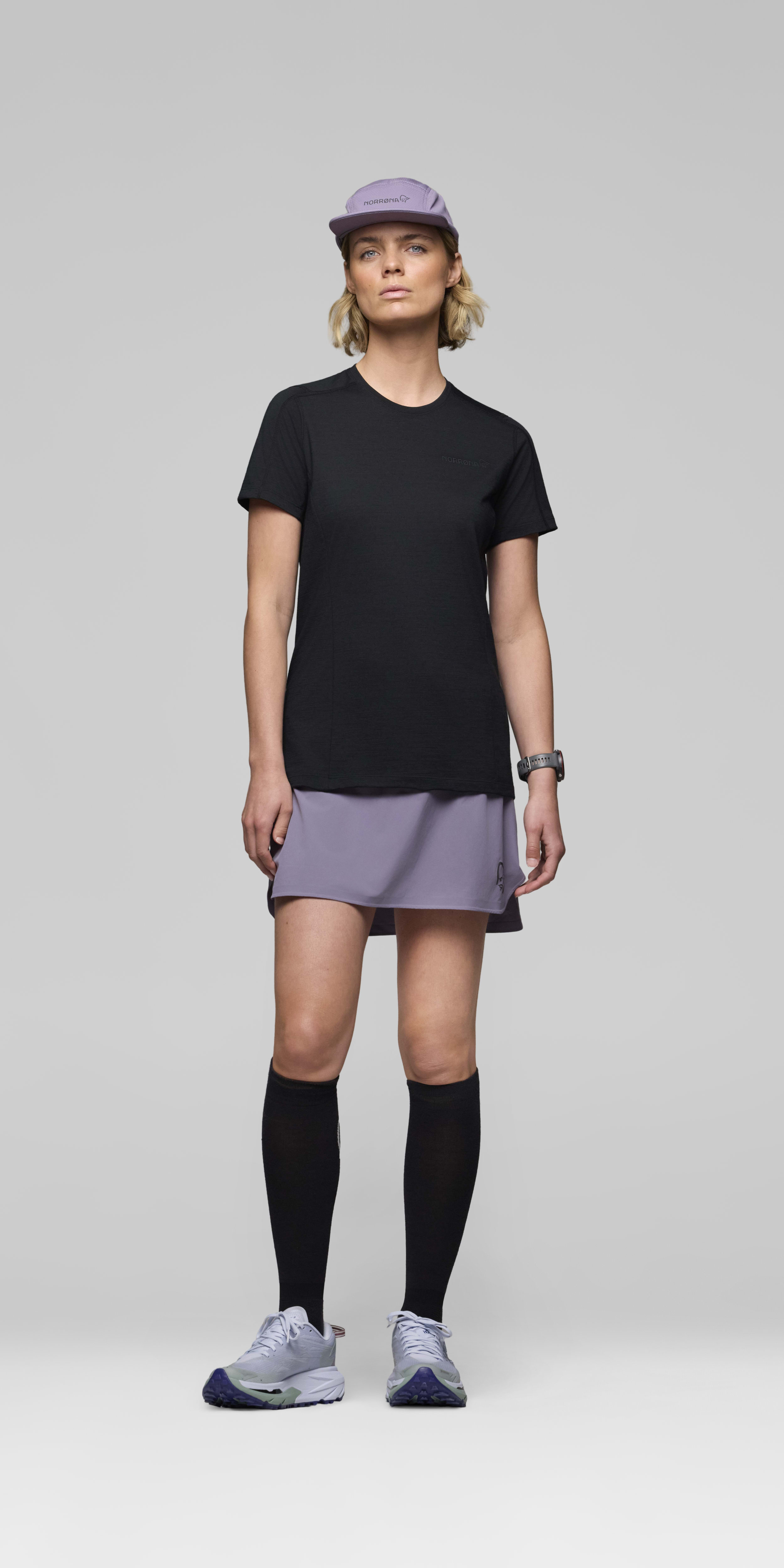 Female Look front image of senja equaliser T-shirt Caviar Black