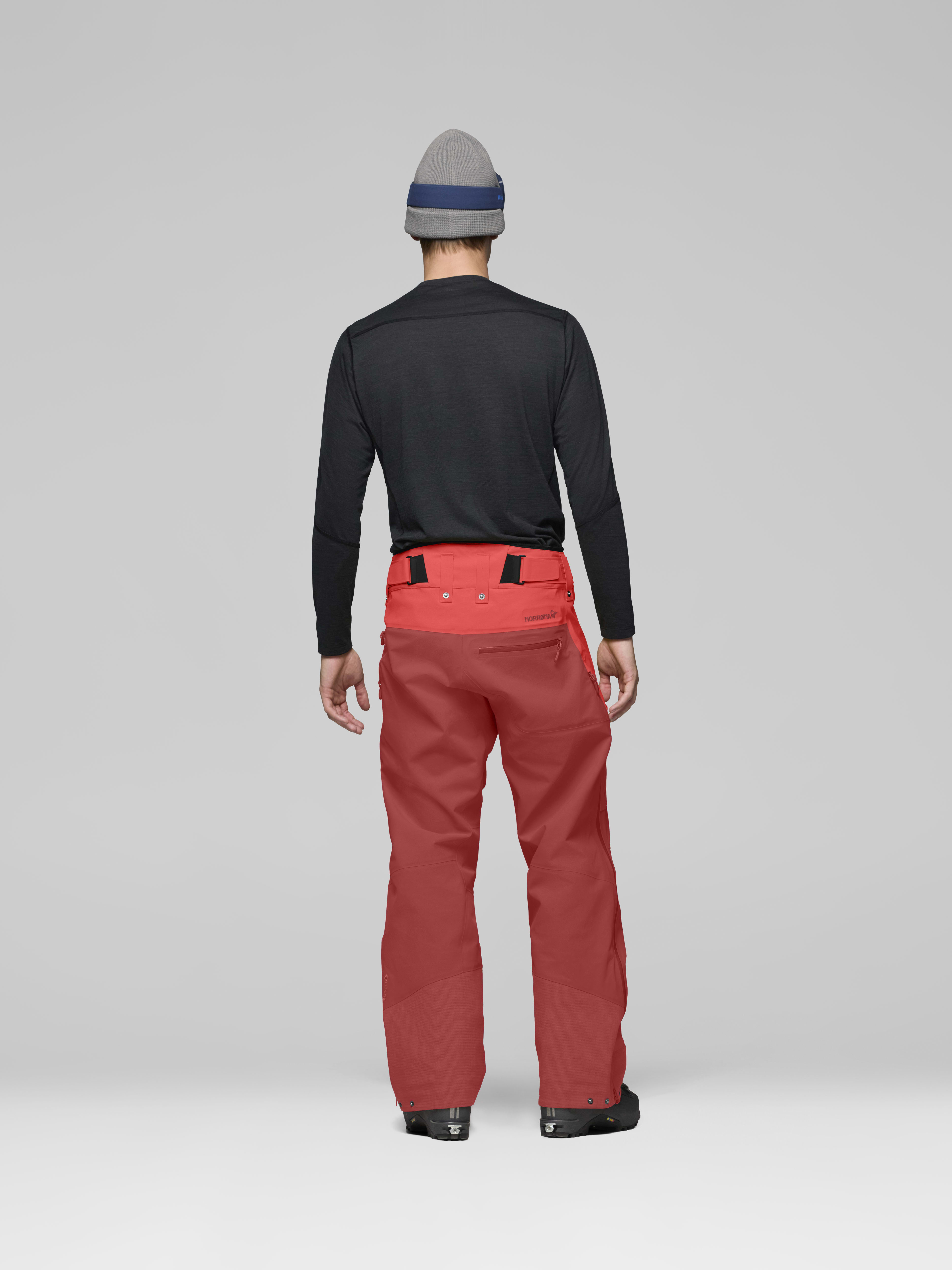 Male Look back image of lofoten Gore-Tex Pro Pants Baked Apple/Port