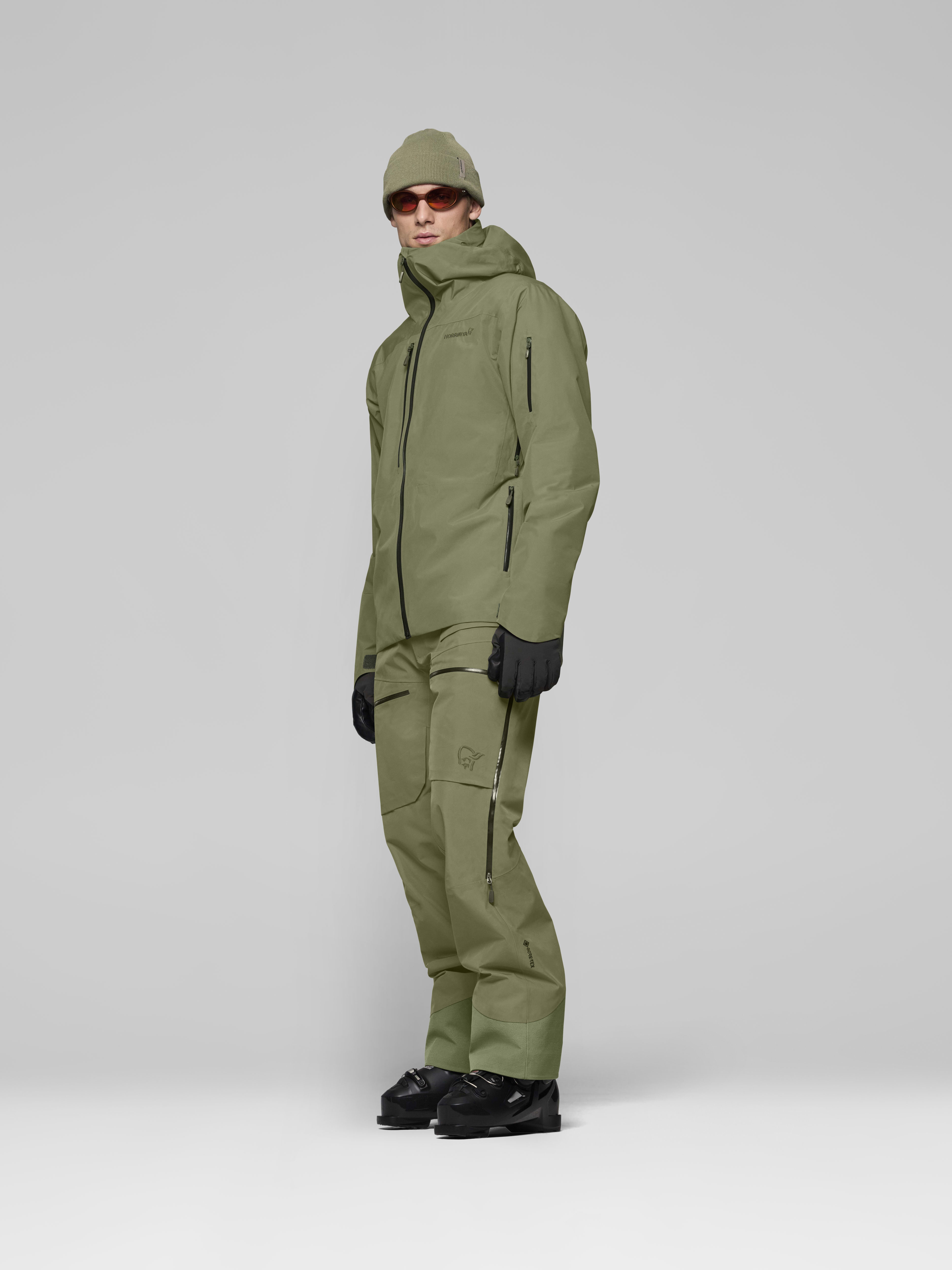 Male Look side image of lofoten Gore-Tex Insulated Jacket Deep Lichen Green