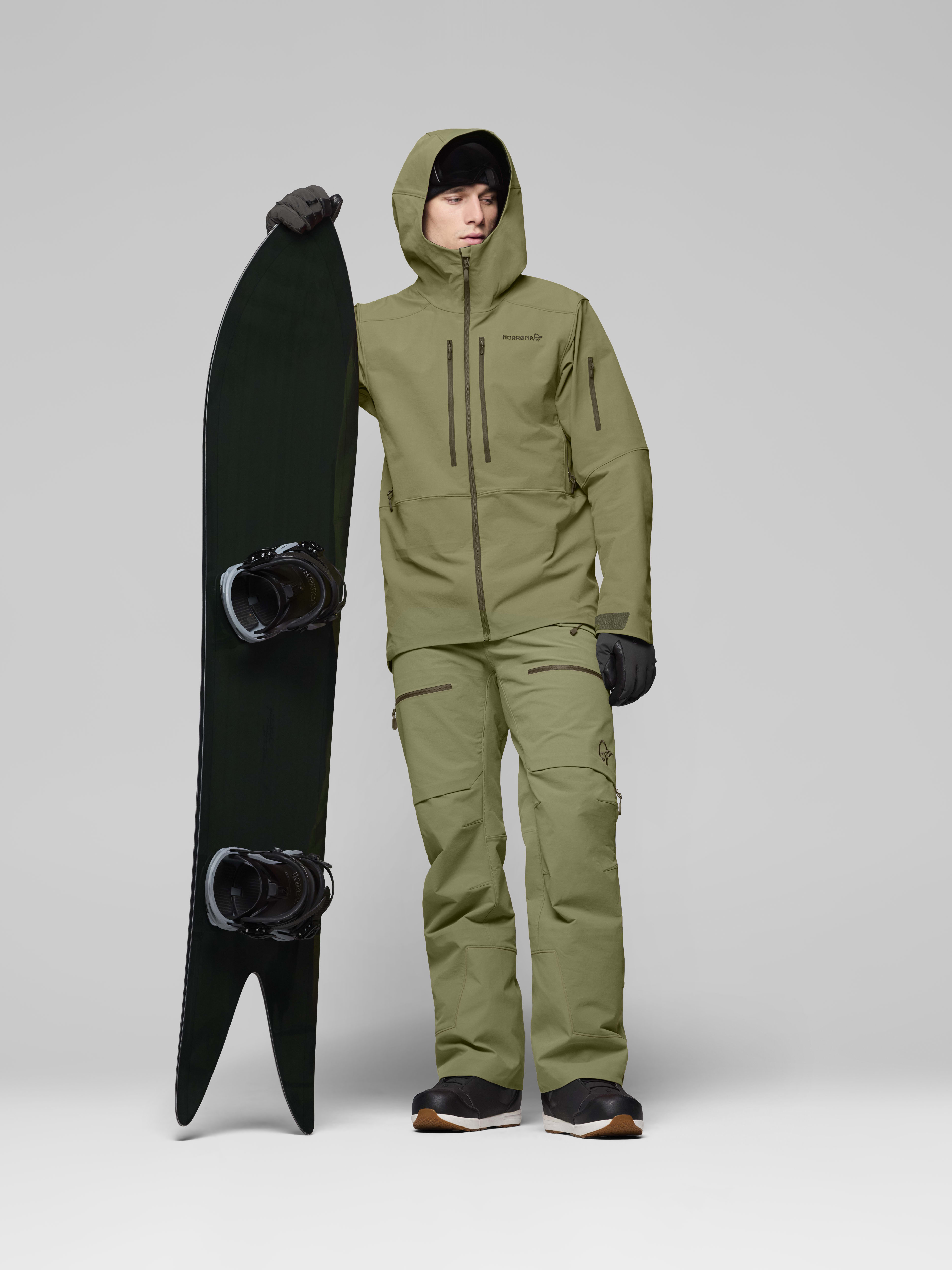 Male Look opening image of lofoten flex1 Jacket Deep Lichen Green
