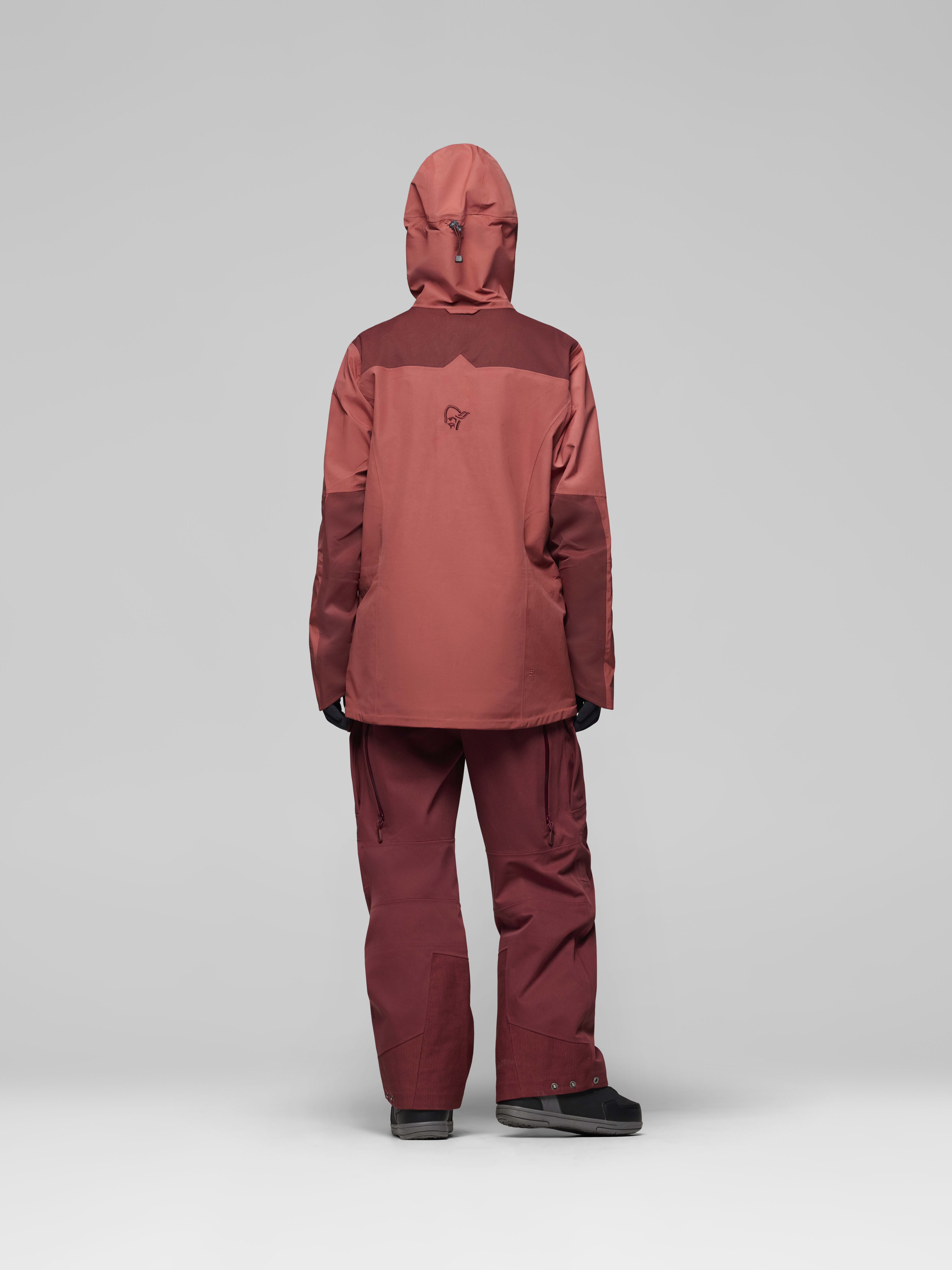 Female Look back image of tamok dri3 Jacket Cowhide/Port