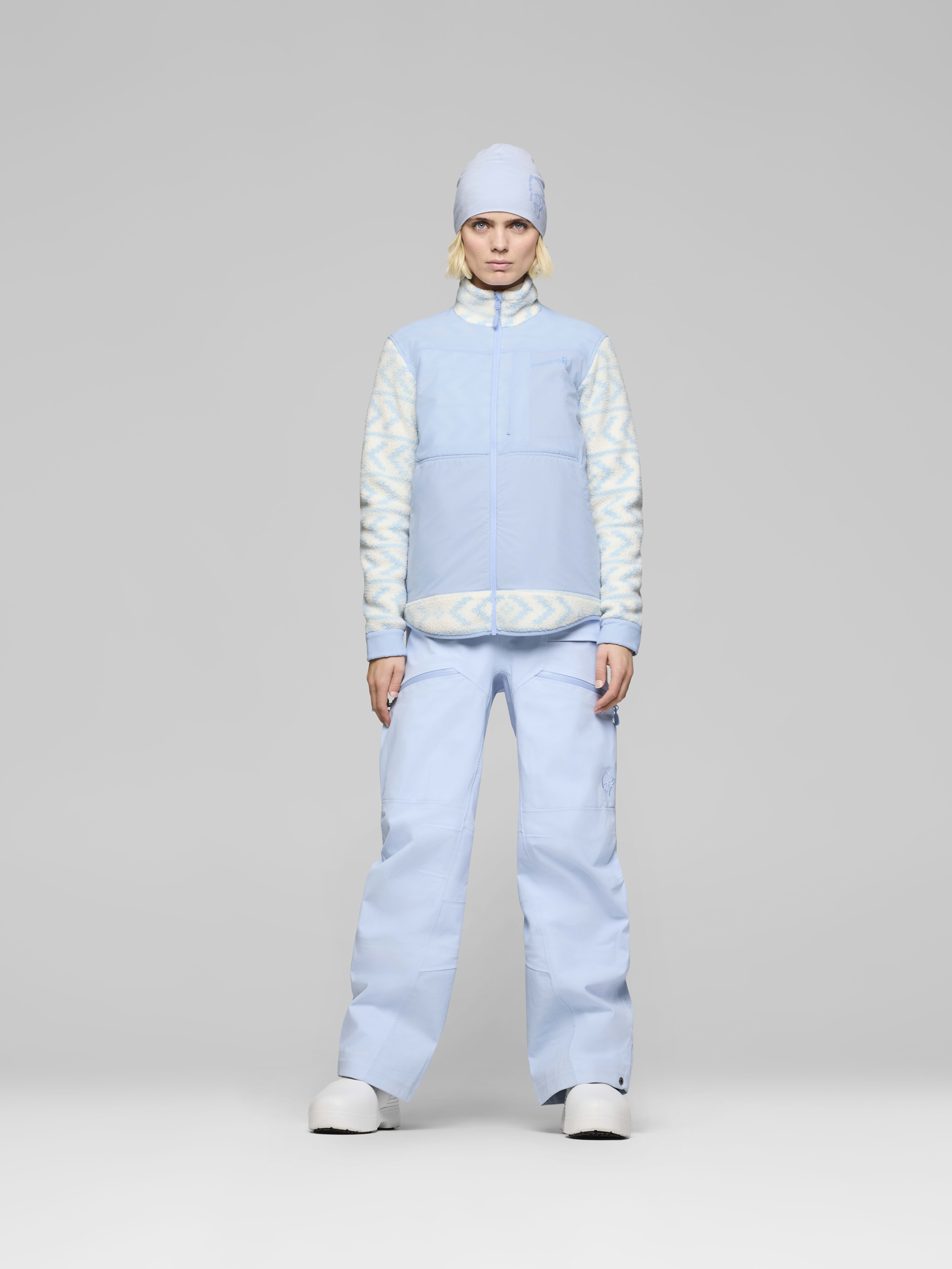 Female Look front image of tamok warm3 Jacket Whisper White/Cashmere Blue