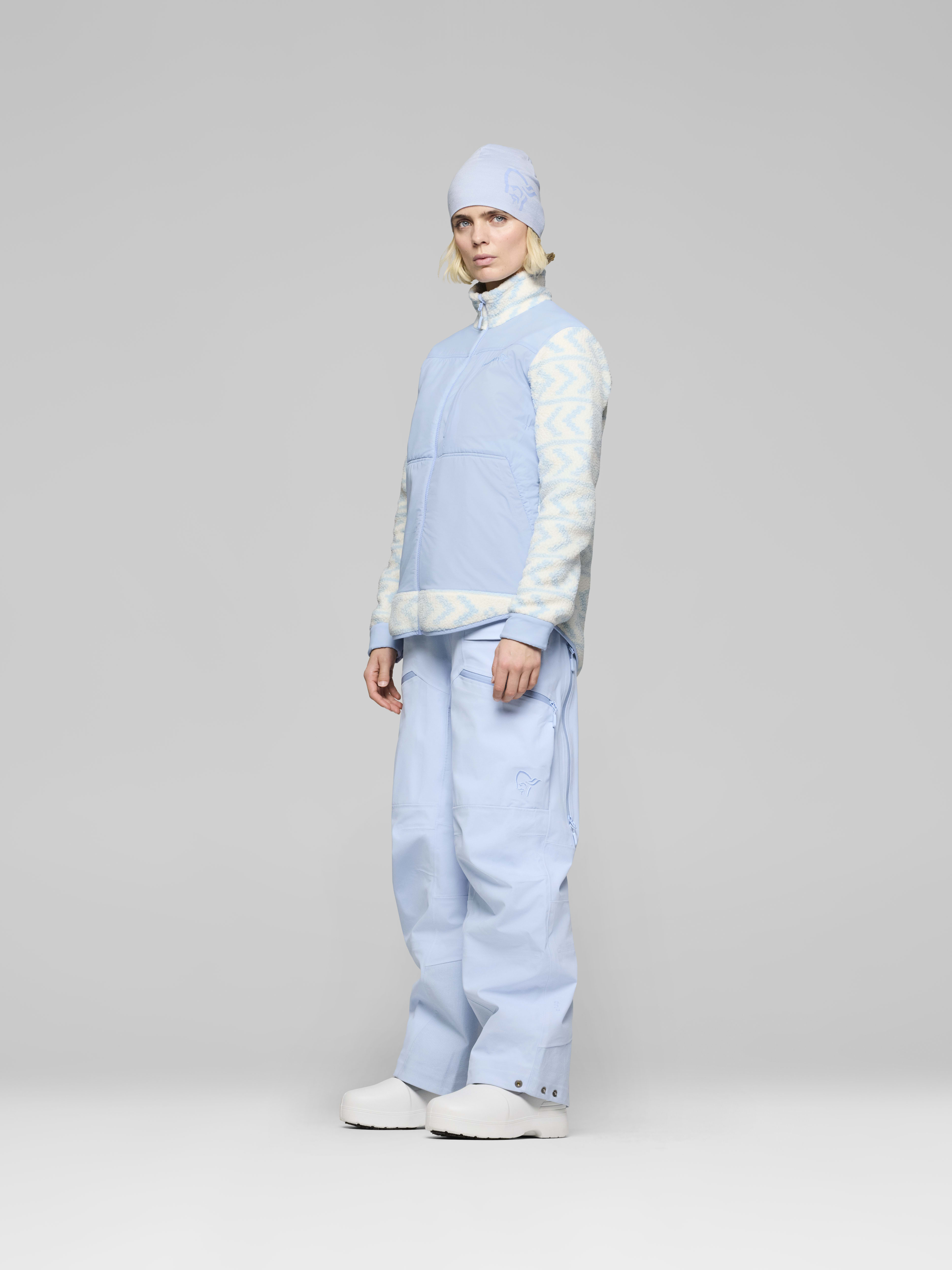 Female Look side image of tamok warm3 Jacket Whisper White/Cashmere Blue
