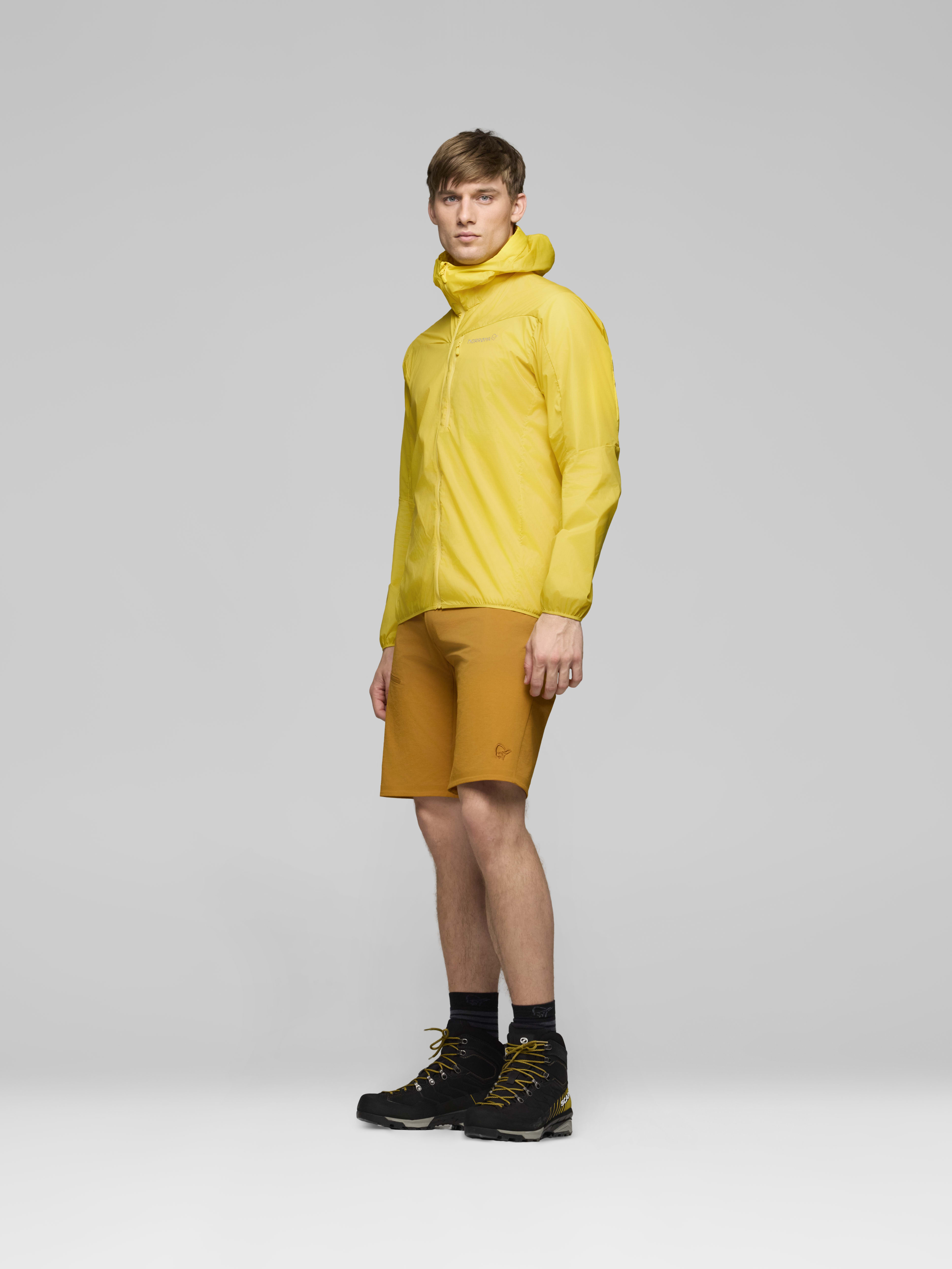 Male Look side image of falketind aero60 Zip Hood Freesia