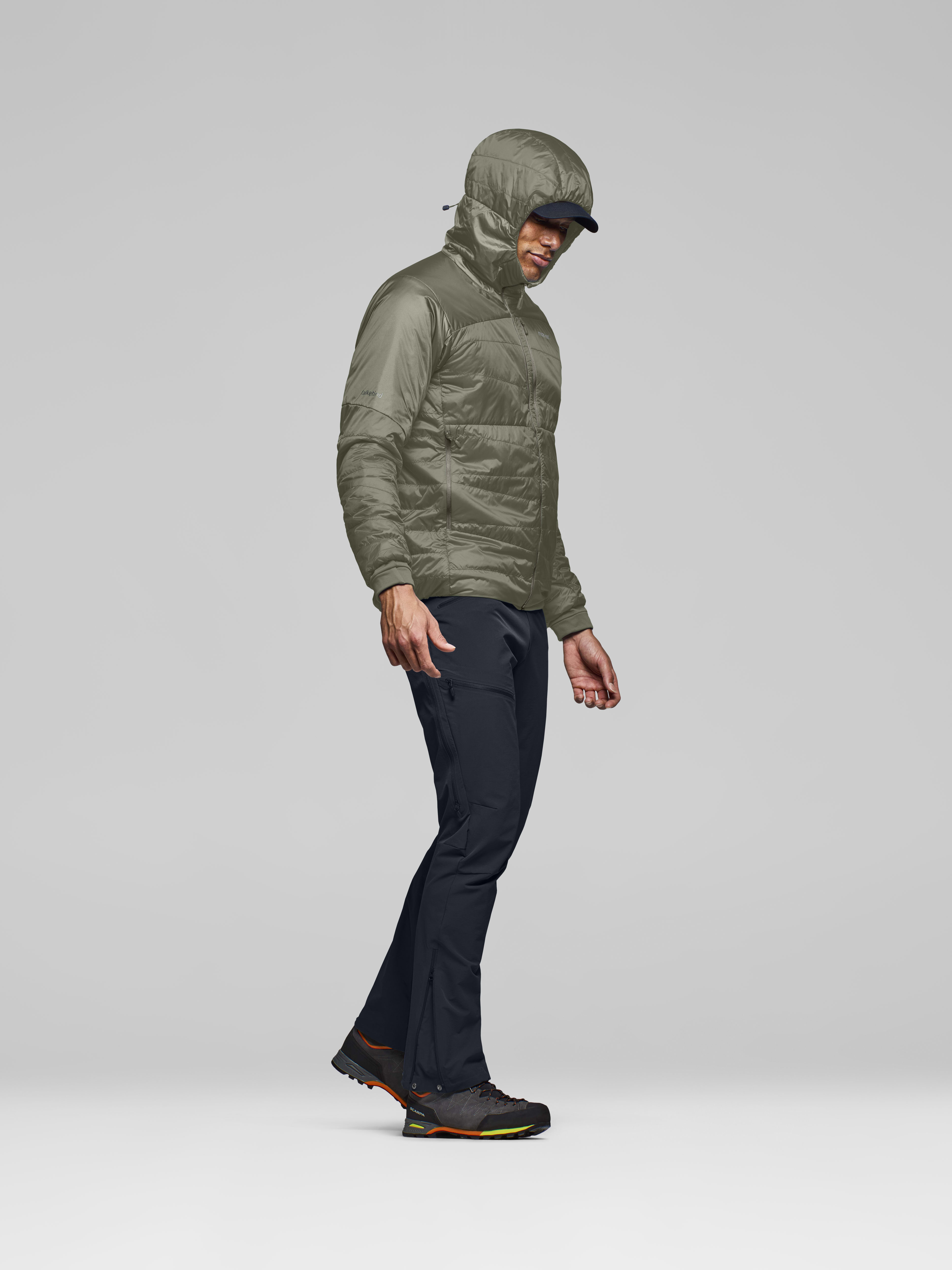 Male Look back image of falketind thermo40 Zip Hood Deep Lichen Green