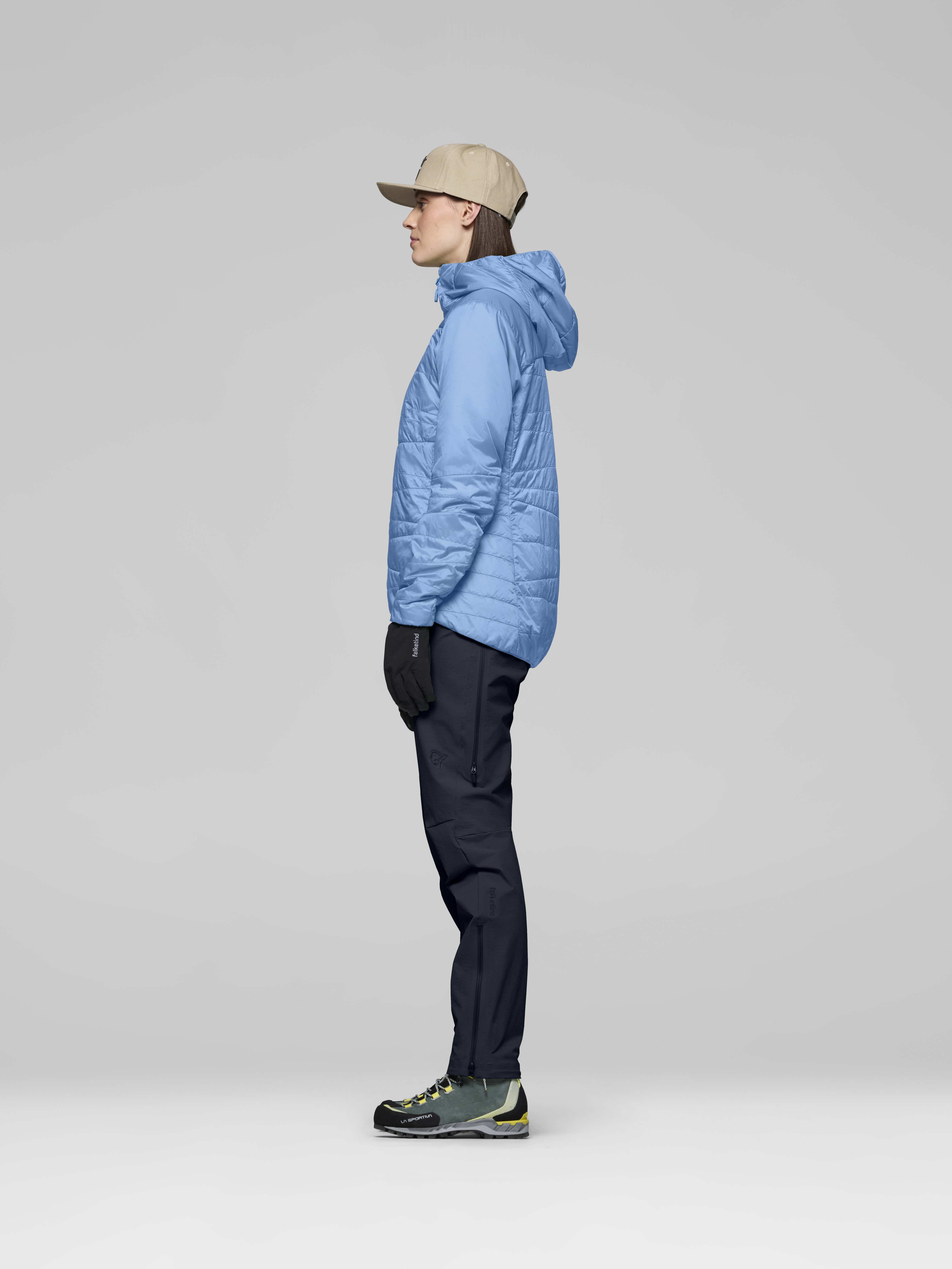 Female Look side image of falketind thermo40 Zip Hood Allure