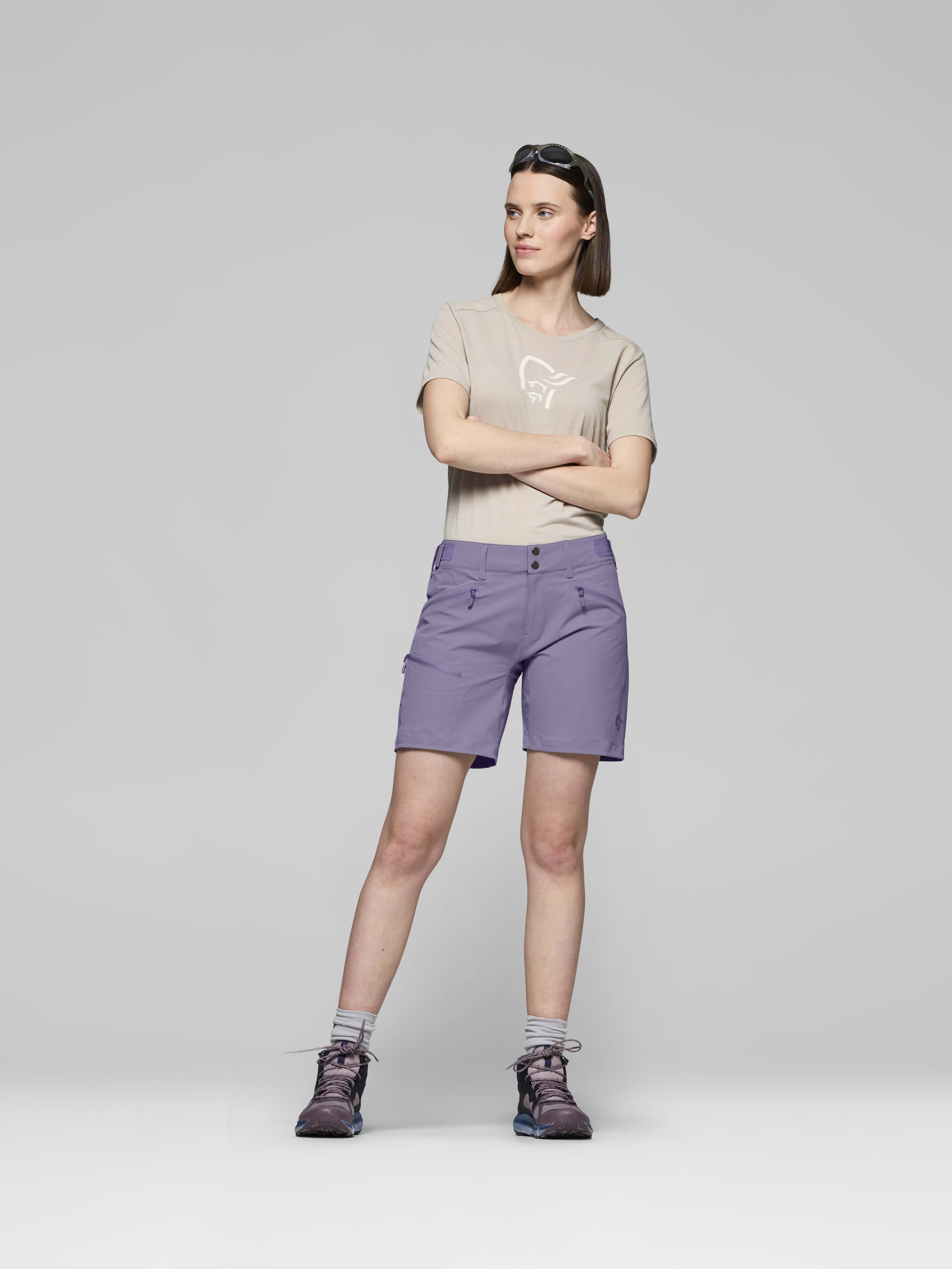 Female Look front image of falketind flex1 Shorts Purple Sage