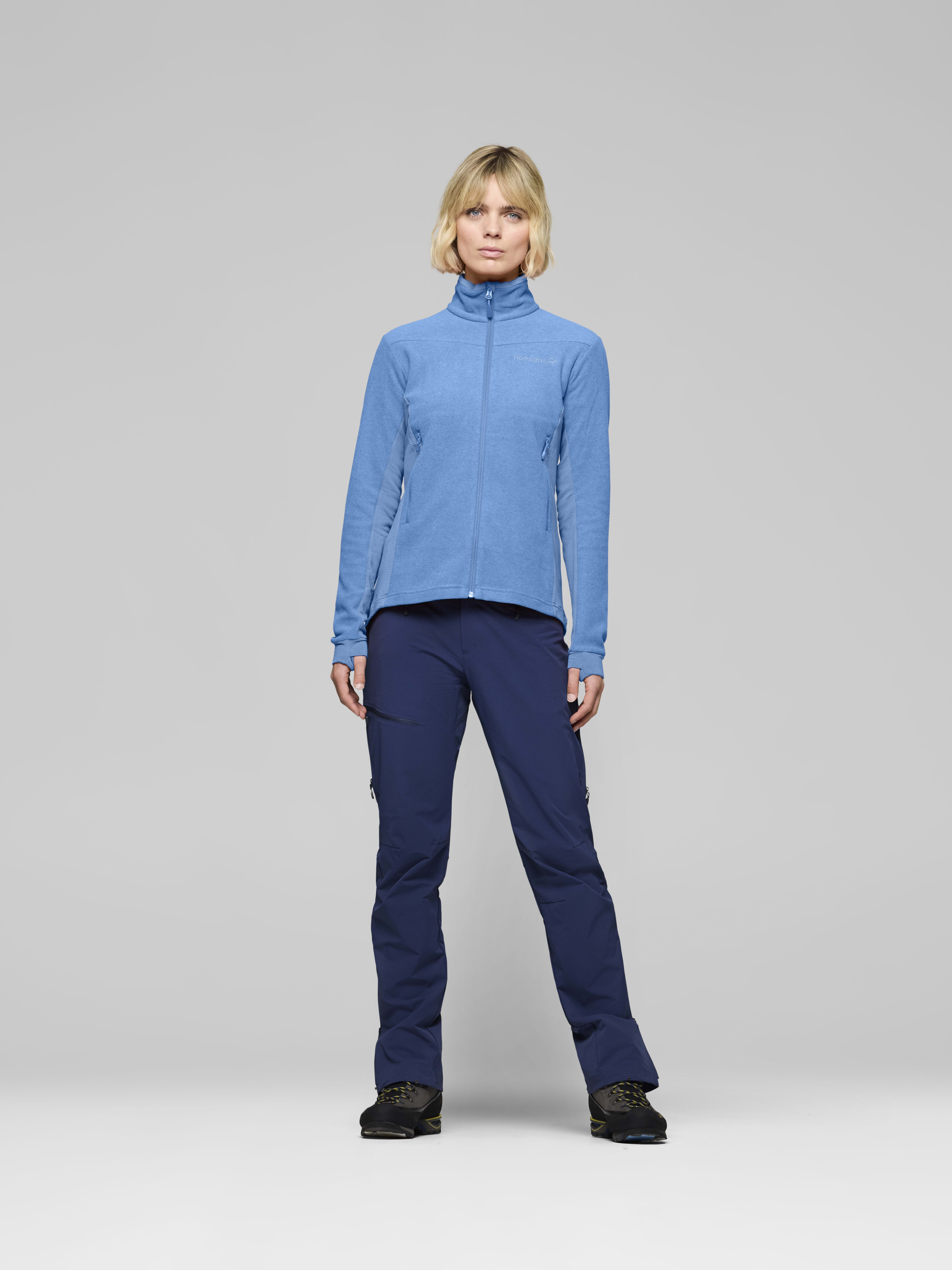 Female Look front image of falketind warm2 Jacket Allure