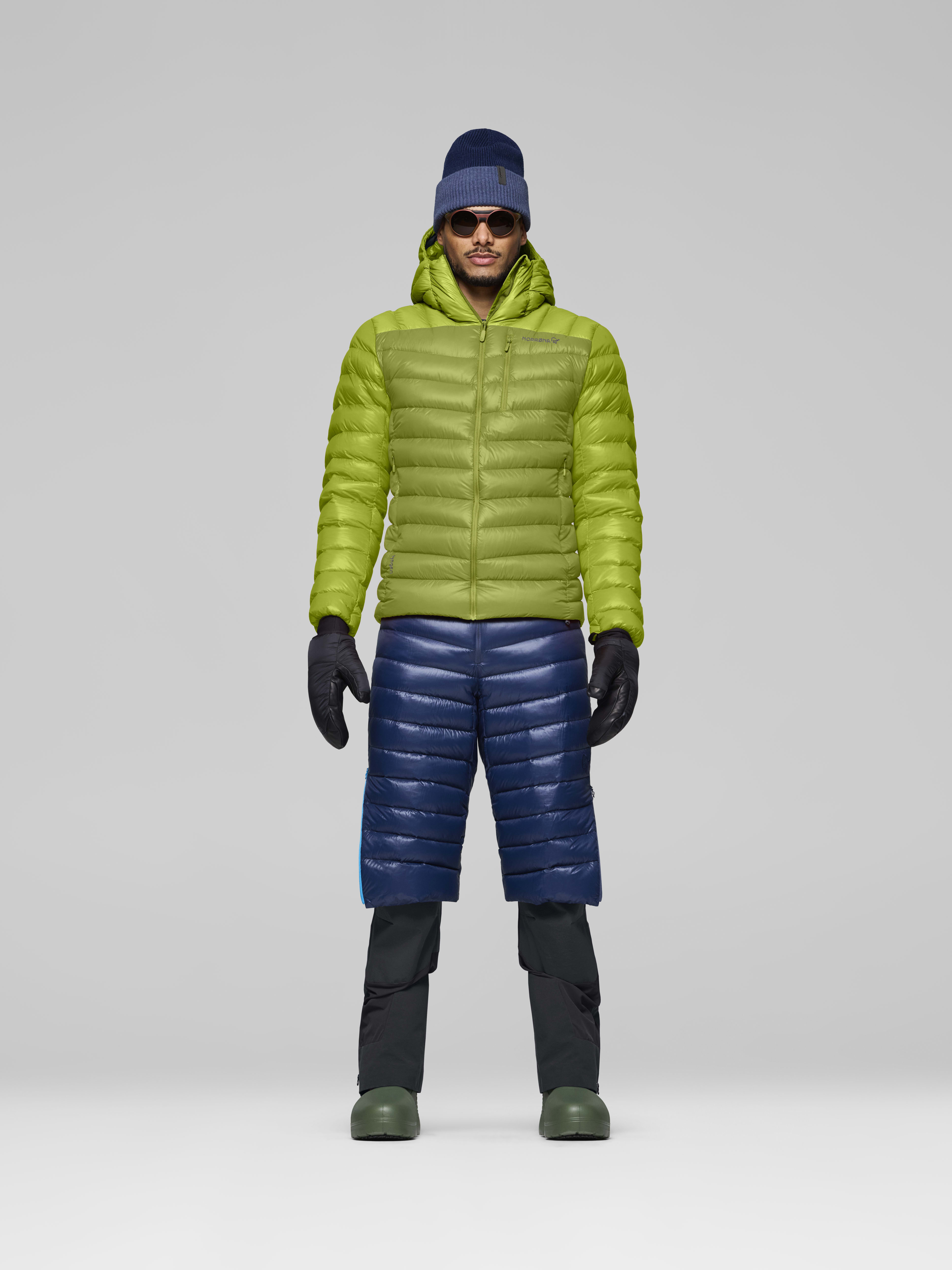 Male Look opening image of lyngen down850 Hood Dark Citron/Tender Shoots