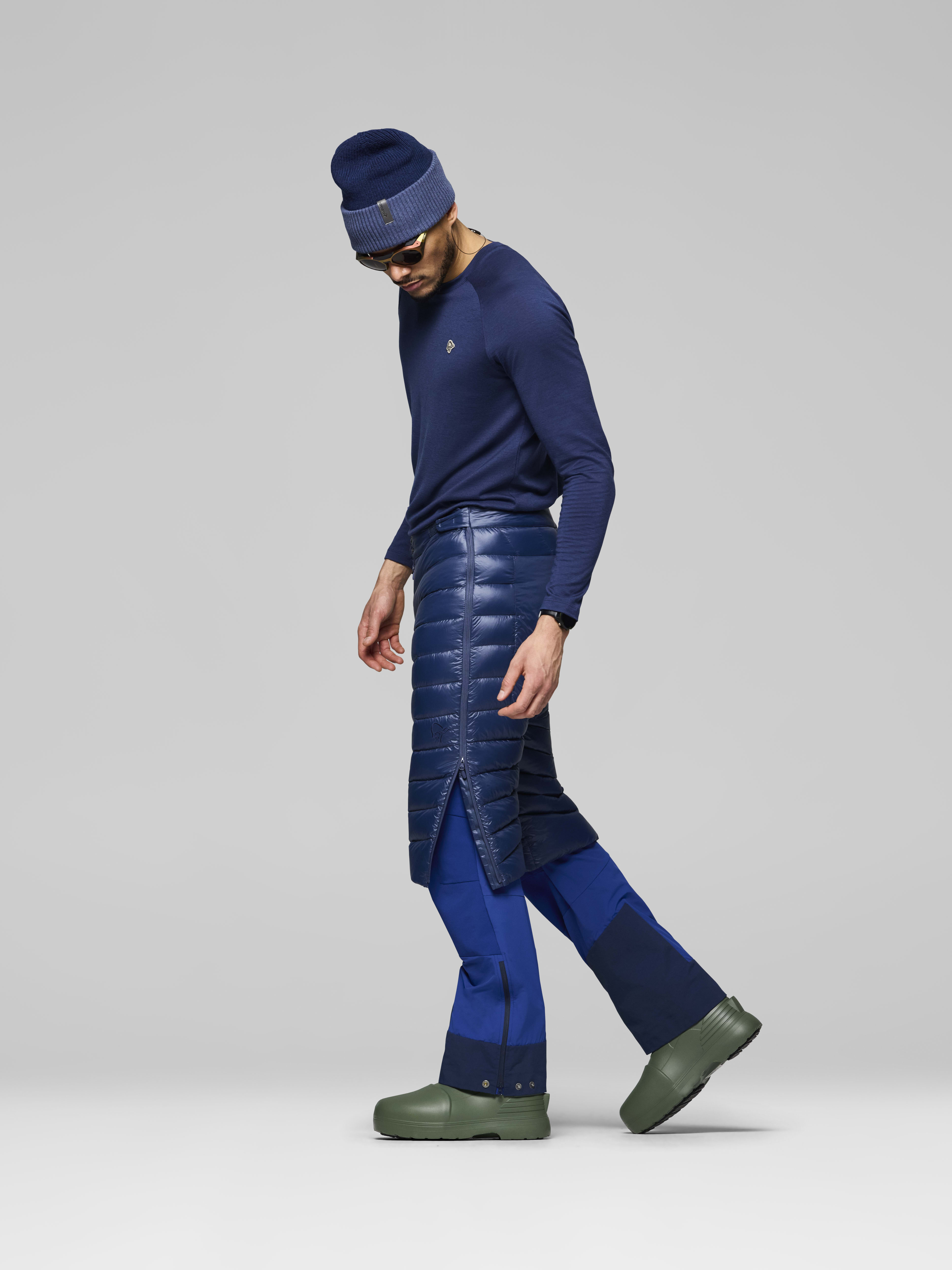 Male Look side image of lyngen down850 Knickers Indigo Night