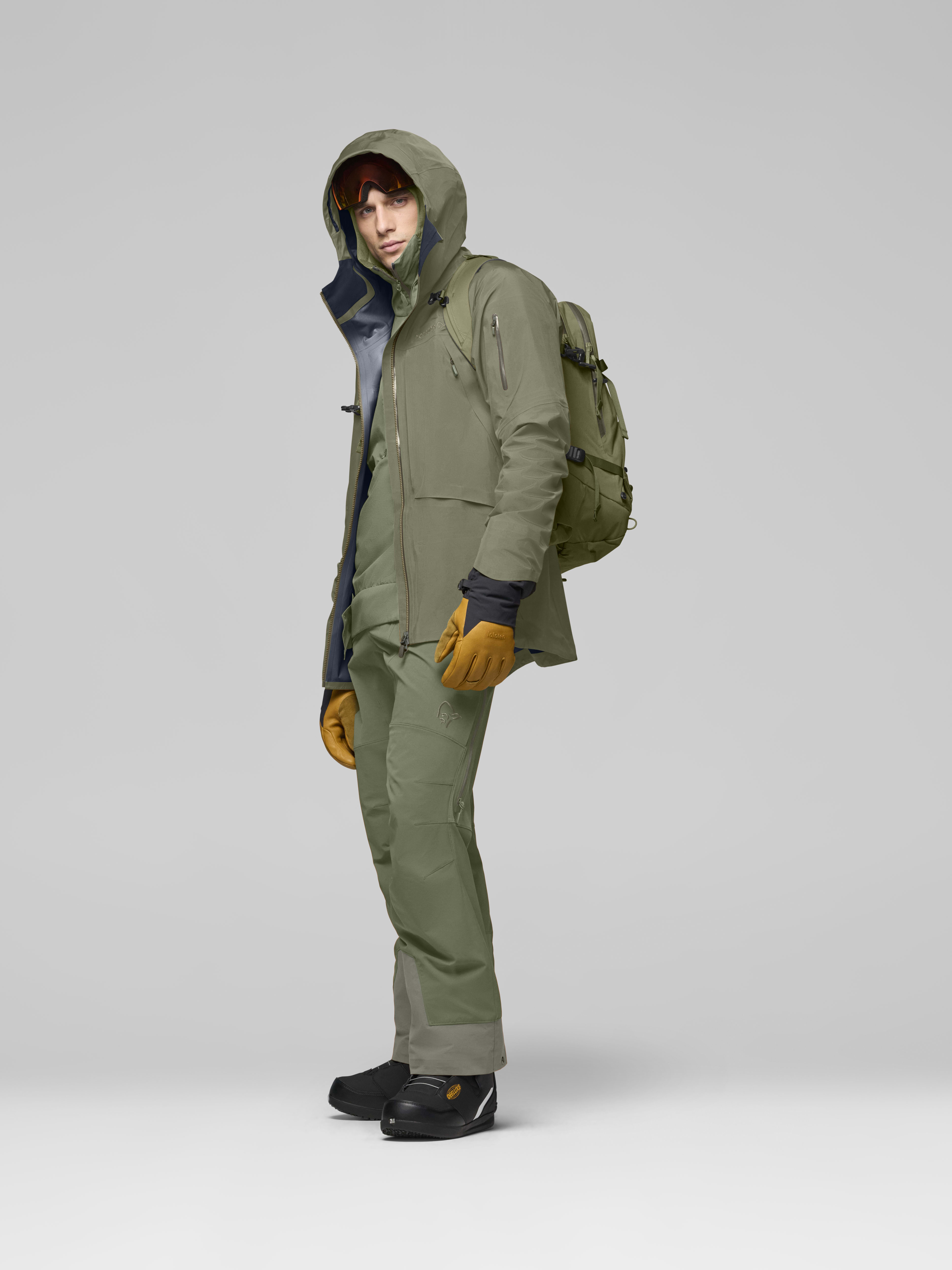 Male Look opening image of more Gore-Tex Jacket Deep Lichen Green