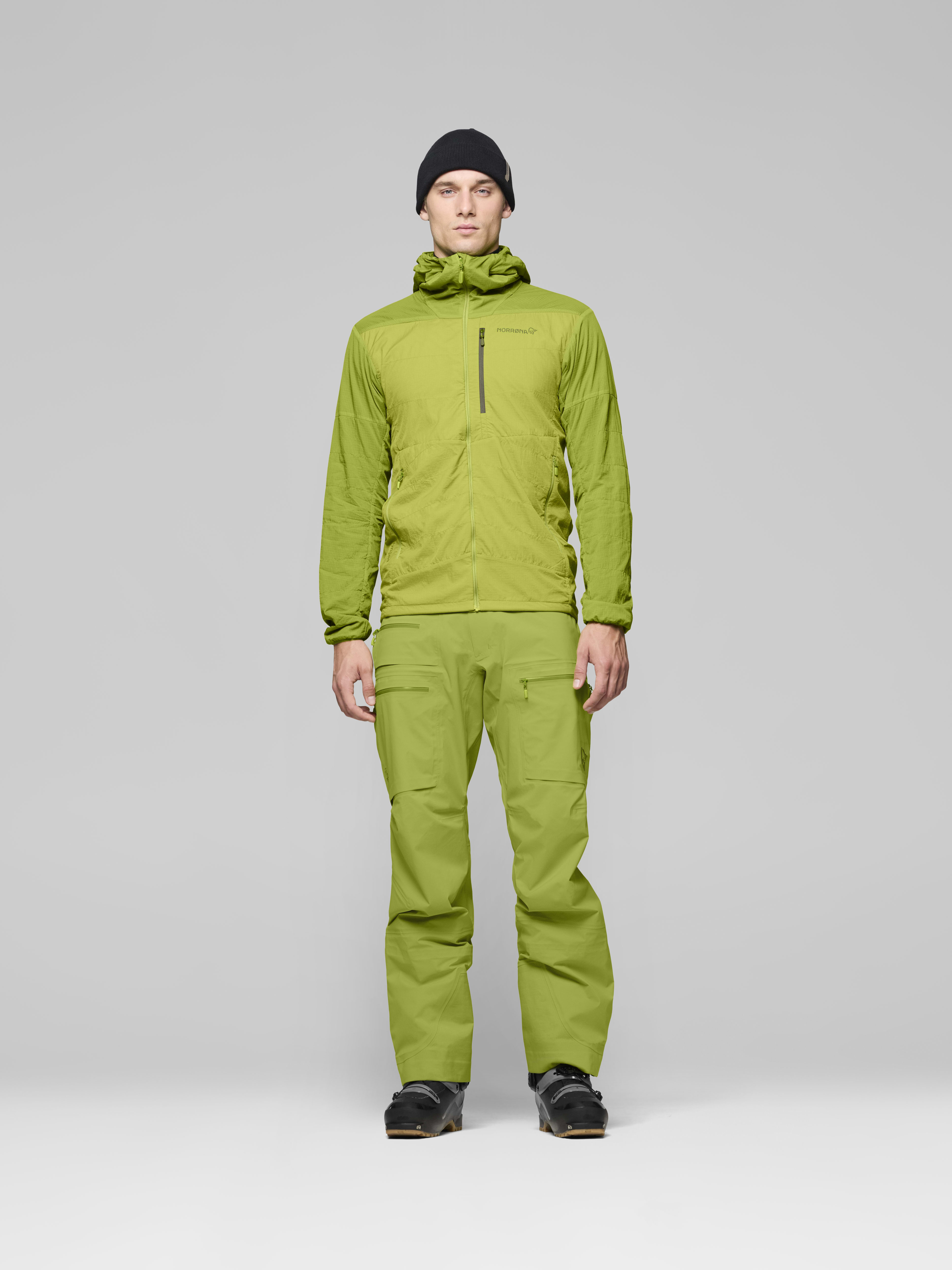 Male Look front image of lyngen thermo100active Zip Hood Dark Citron