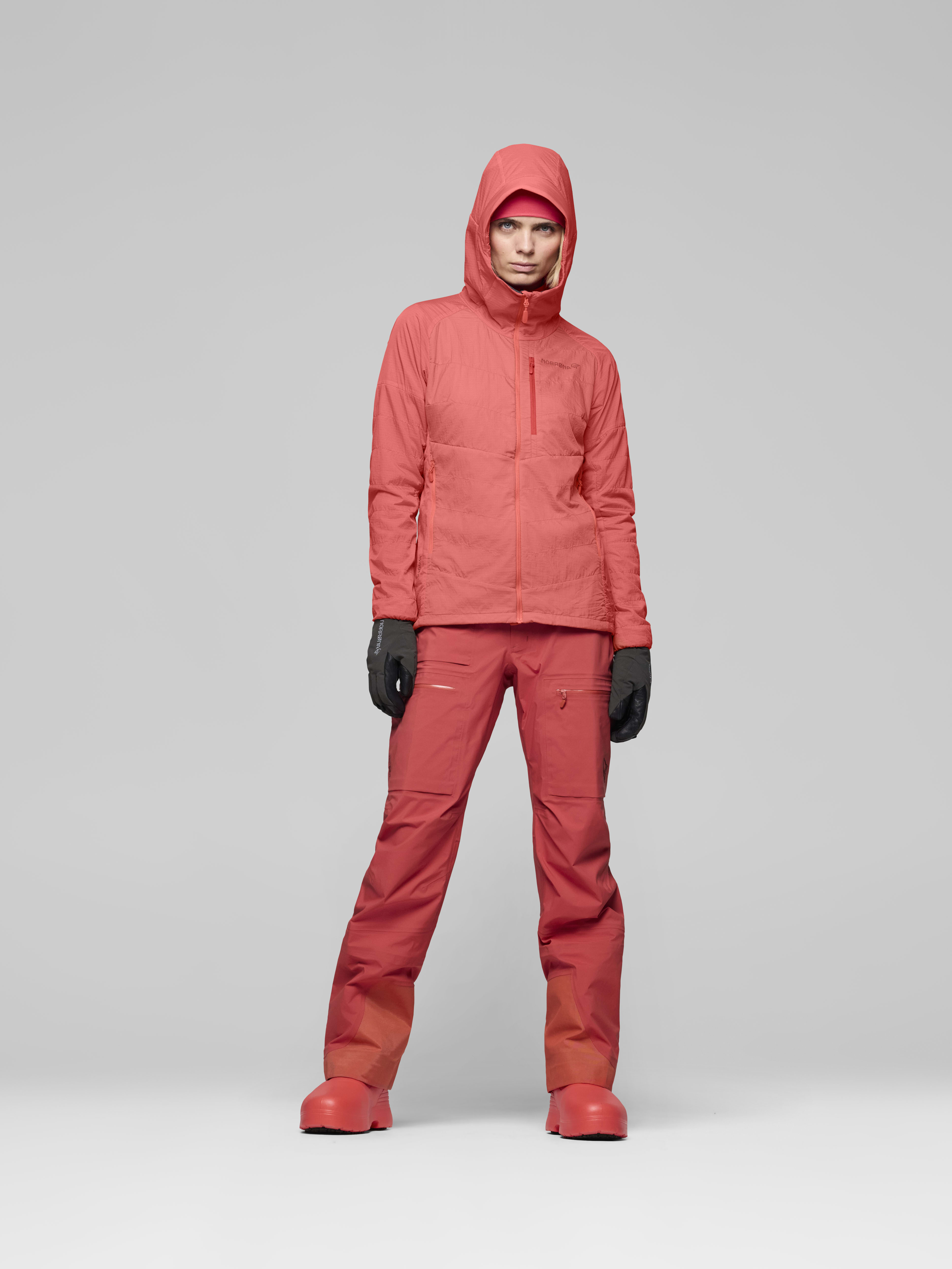 Female Look opening image of lyngen thermo100active Zip Hood Deep Sea Coral