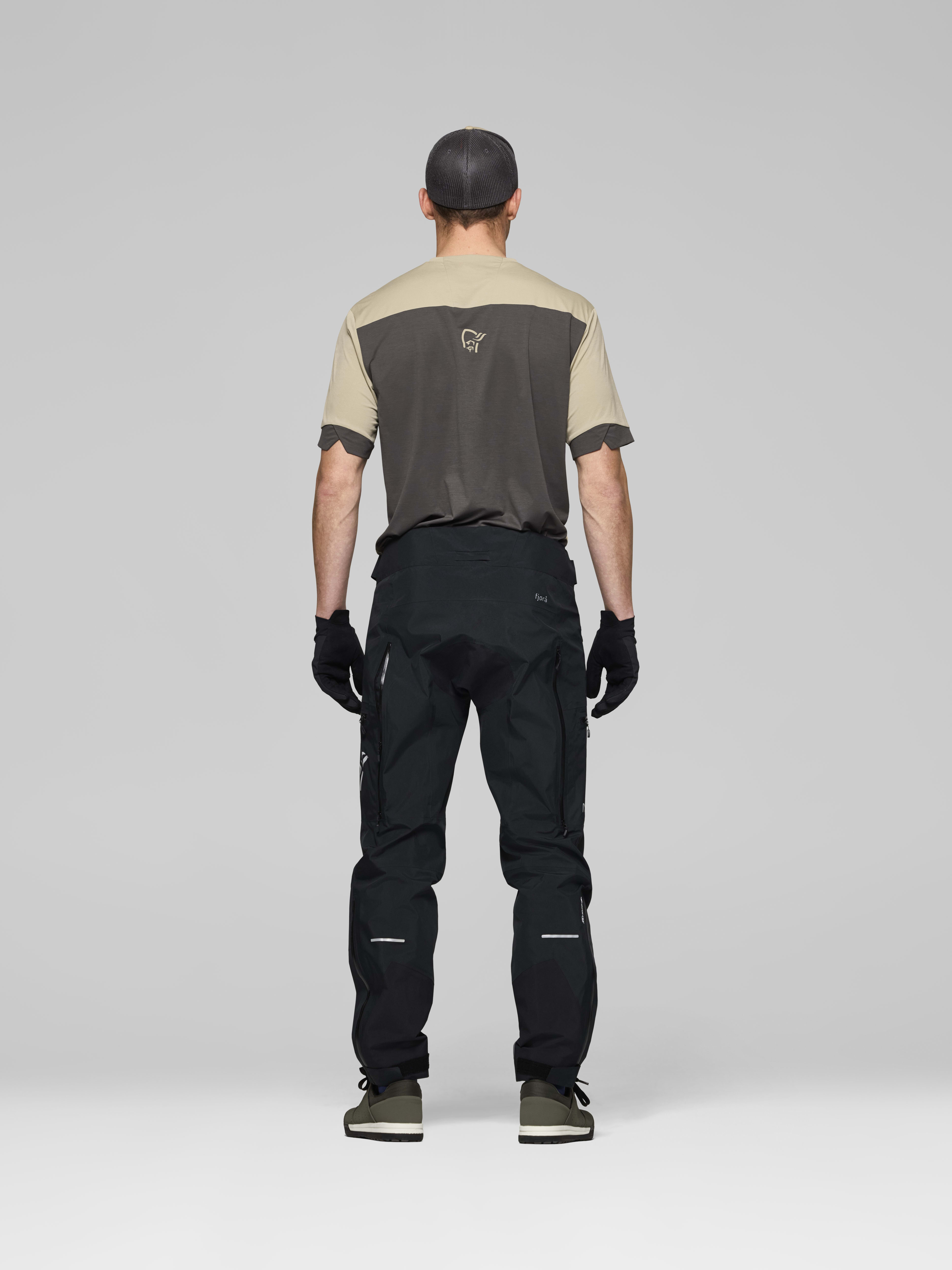 Male Look back image of fjora Gore-Tex Pro Pants Caviar Black