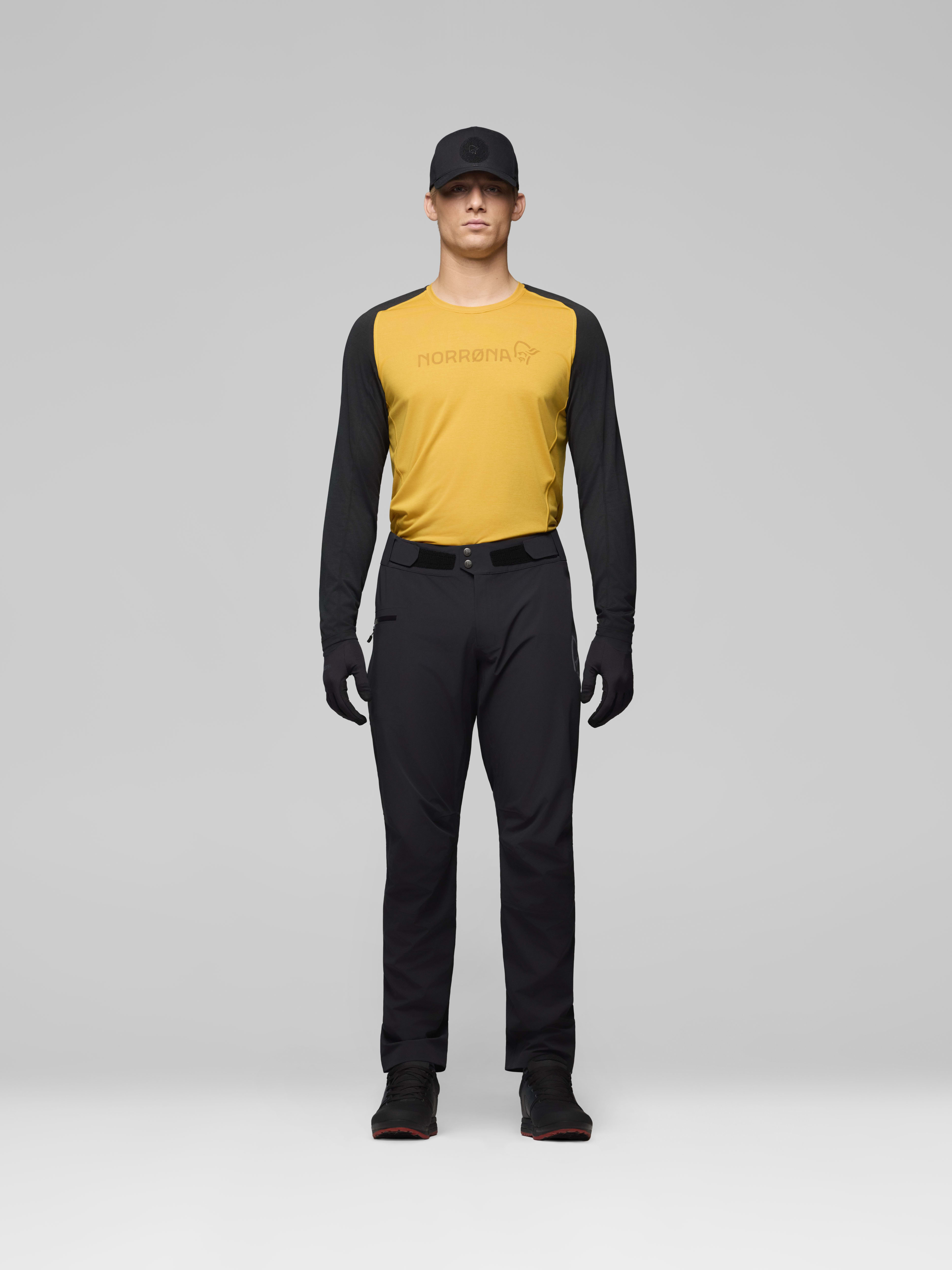 Male Look front image of fjora driflex3 Pants Caviar Black