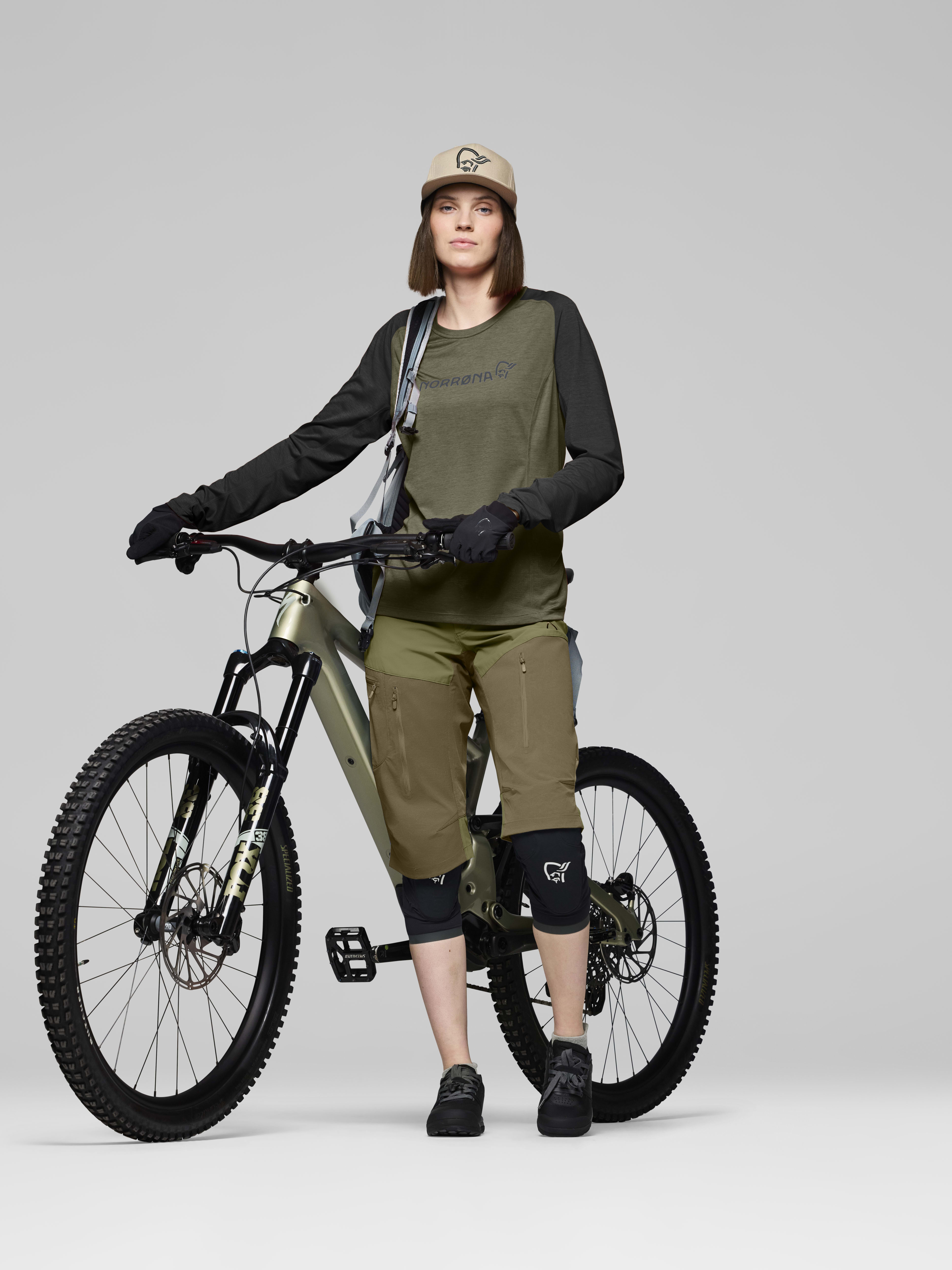 Female Look opening image of fjora equaliser lightweight Long Sleeve Olive Night