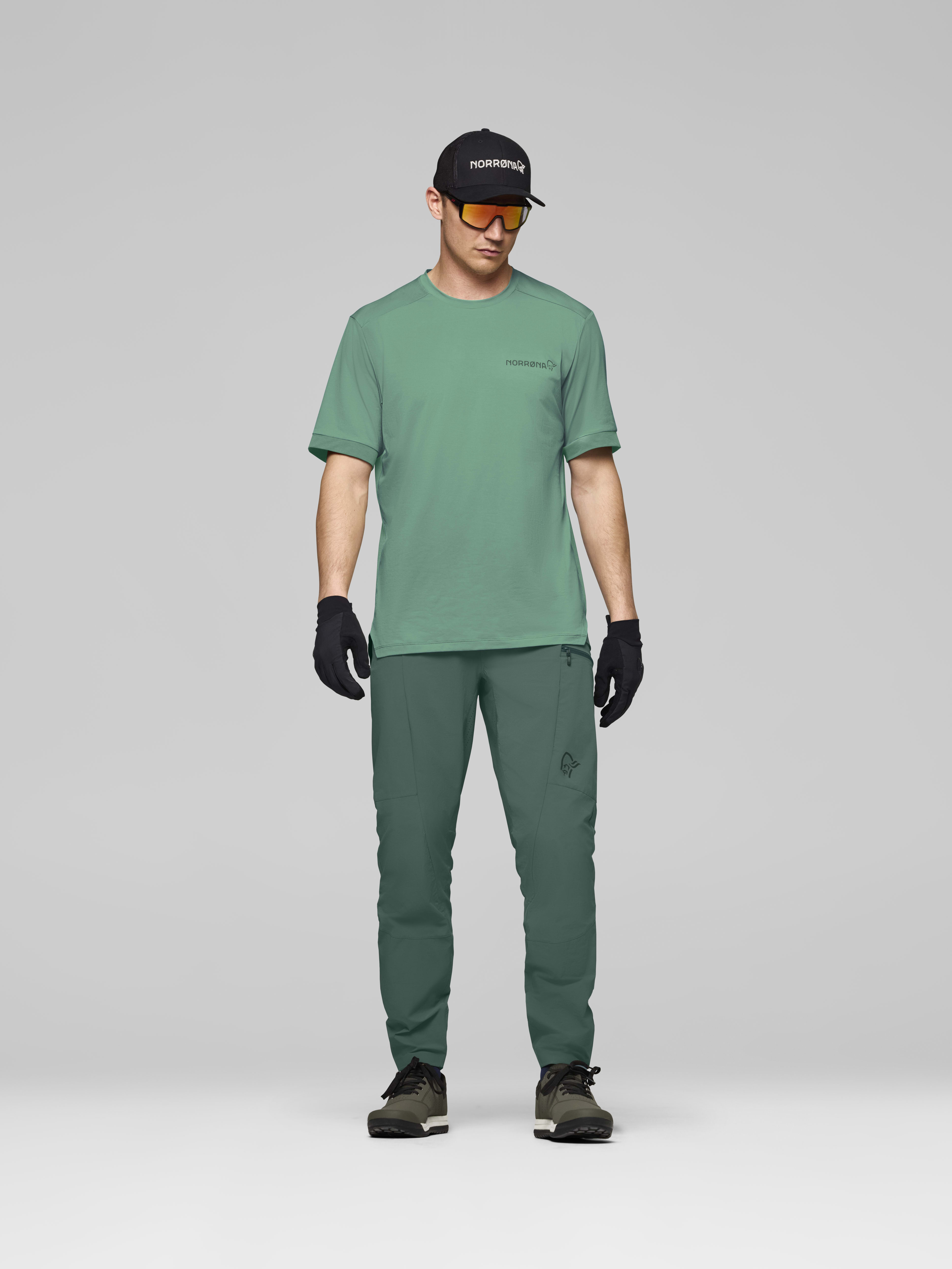 Male Look opening image of fjora flex1 tech Pants Jungle Green