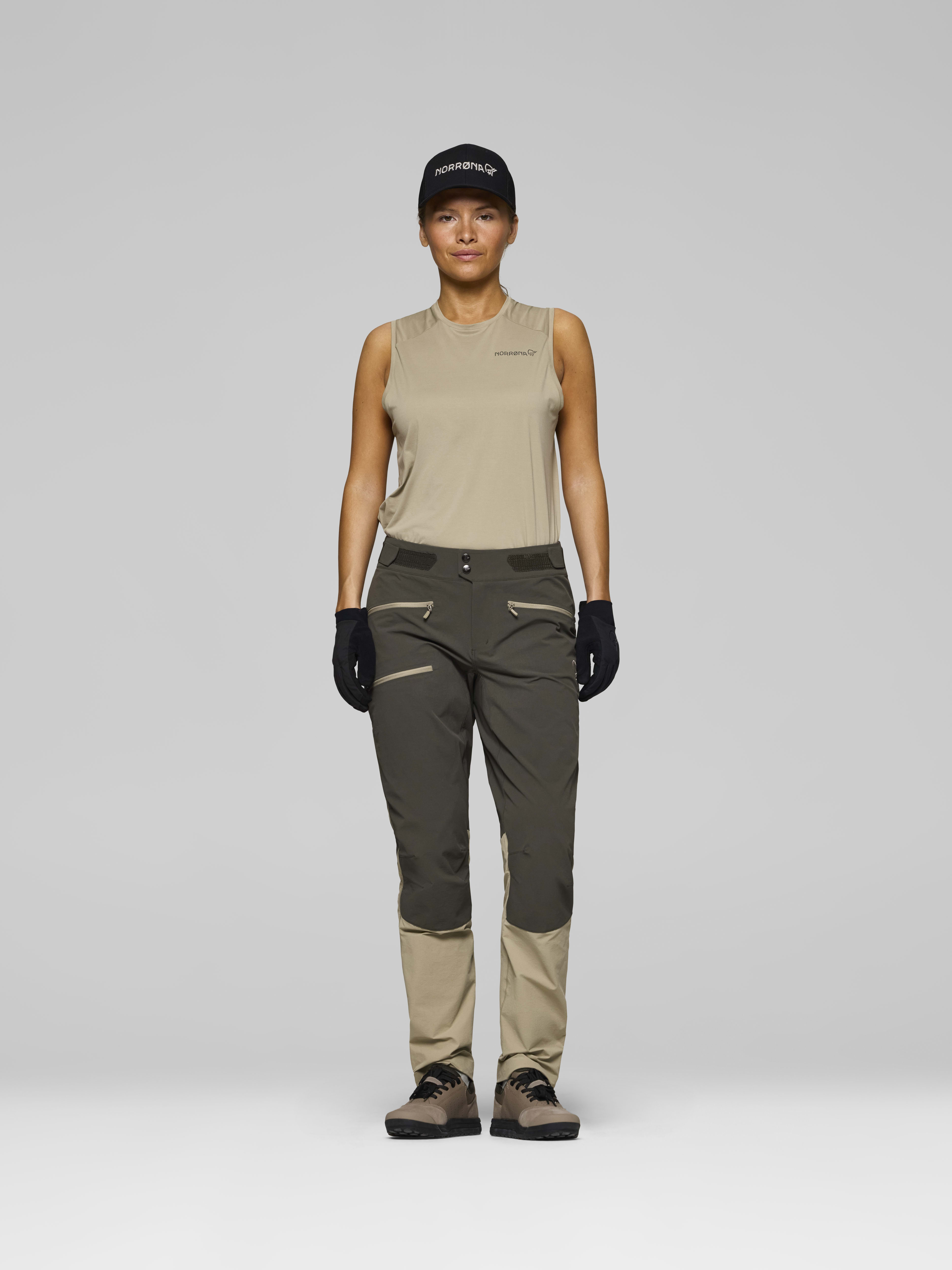 Female Look front image of fjora flex1 Pants Beluga/Winter Twig