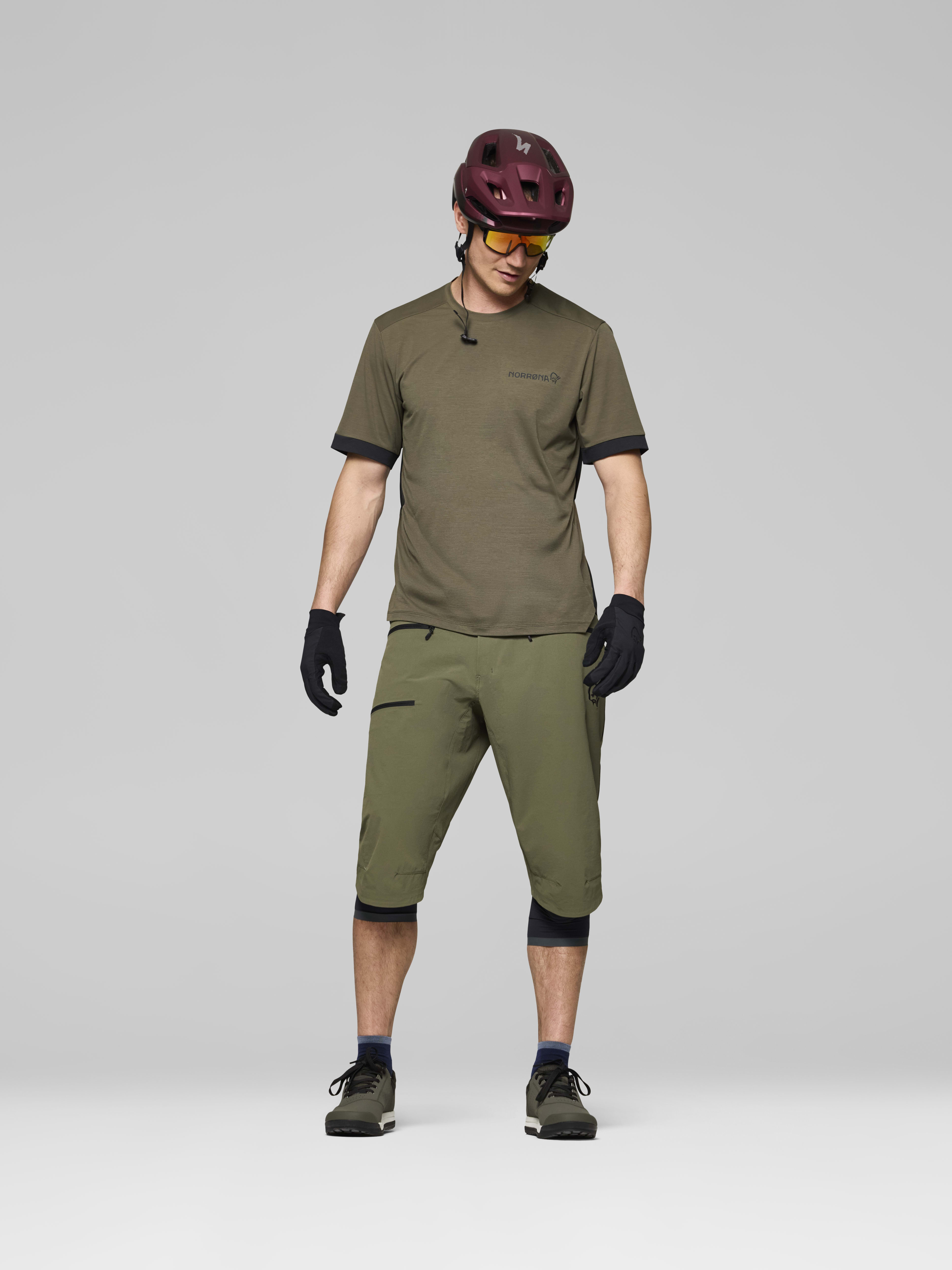 Male Look front image of fjora equaliser T-shirt Olive Night/Caviar Black