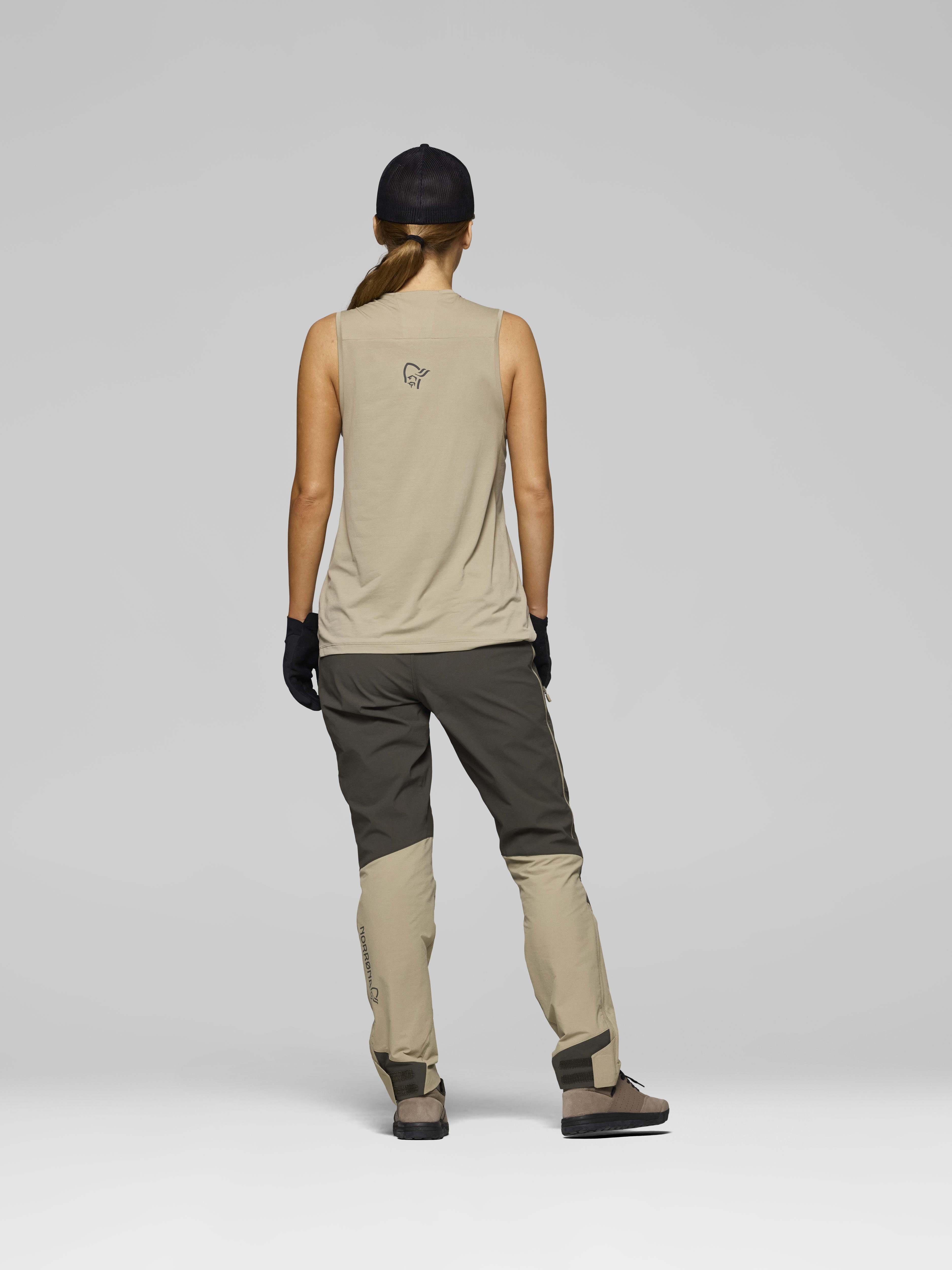 Female Look back image of fjora equaliser Sleeveless Winter Twig