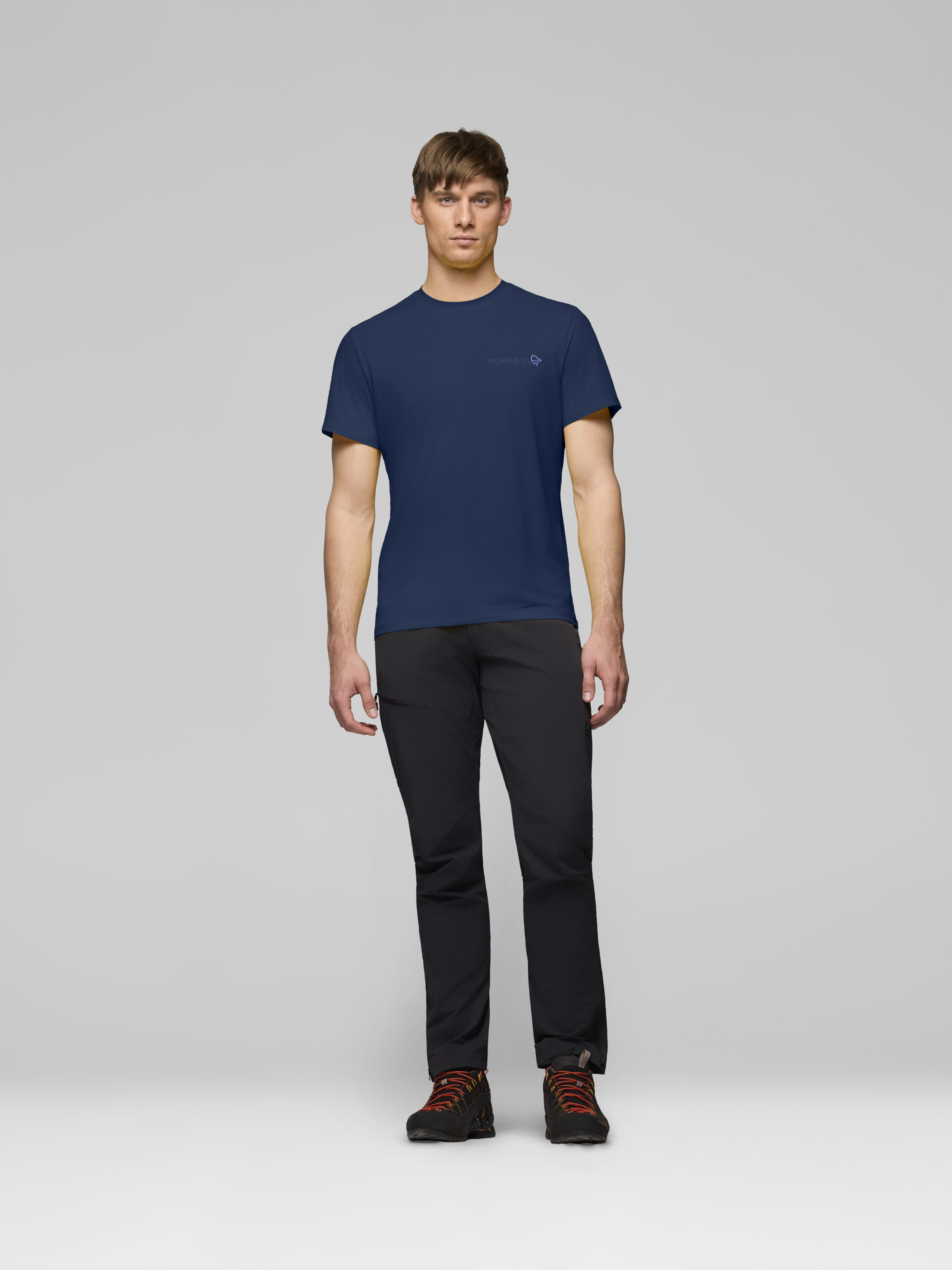Male Look front image of femund tech T-shirt Indigo Night