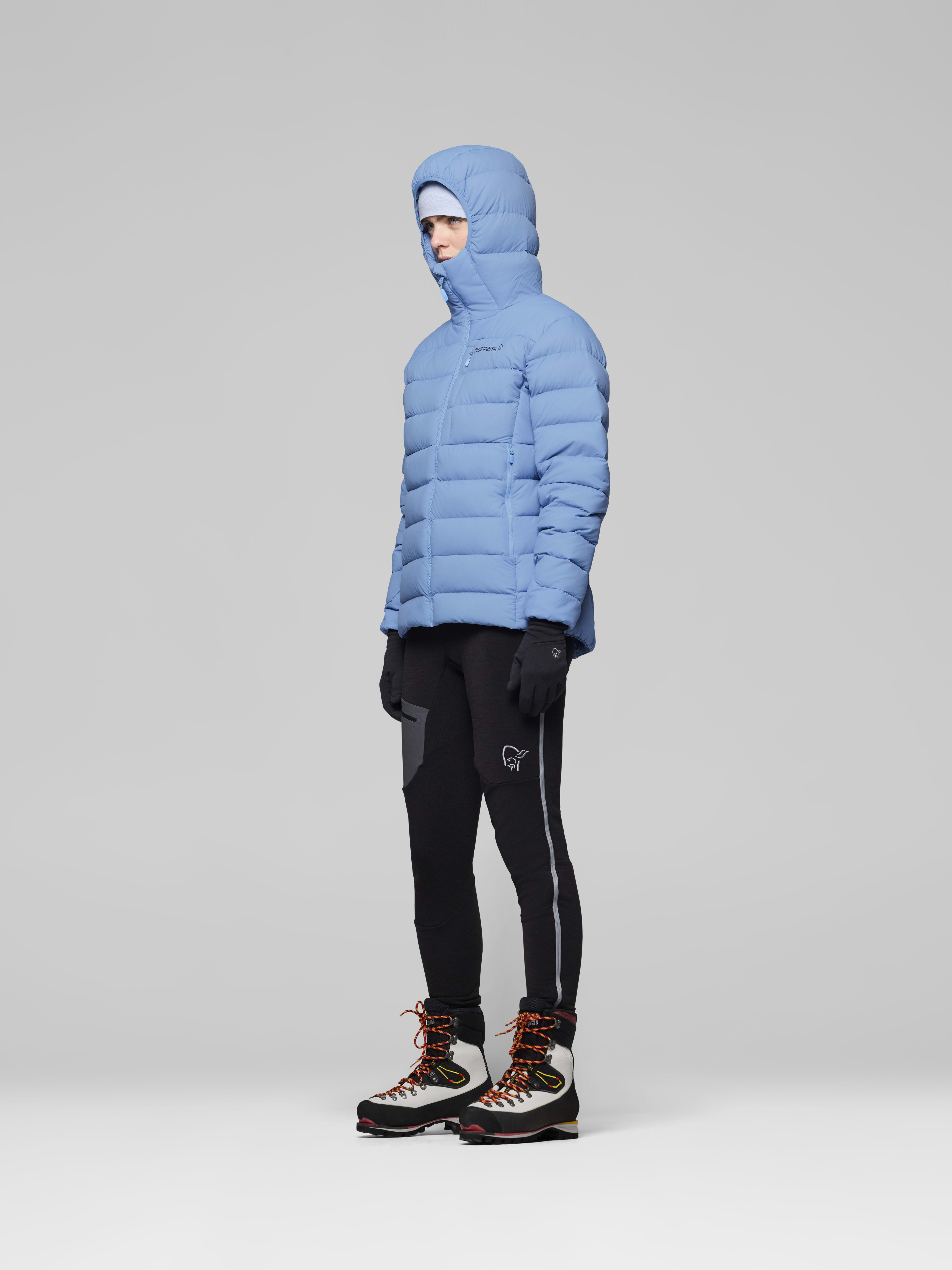 Female Look side image of femund down700 Zip Hood Allure