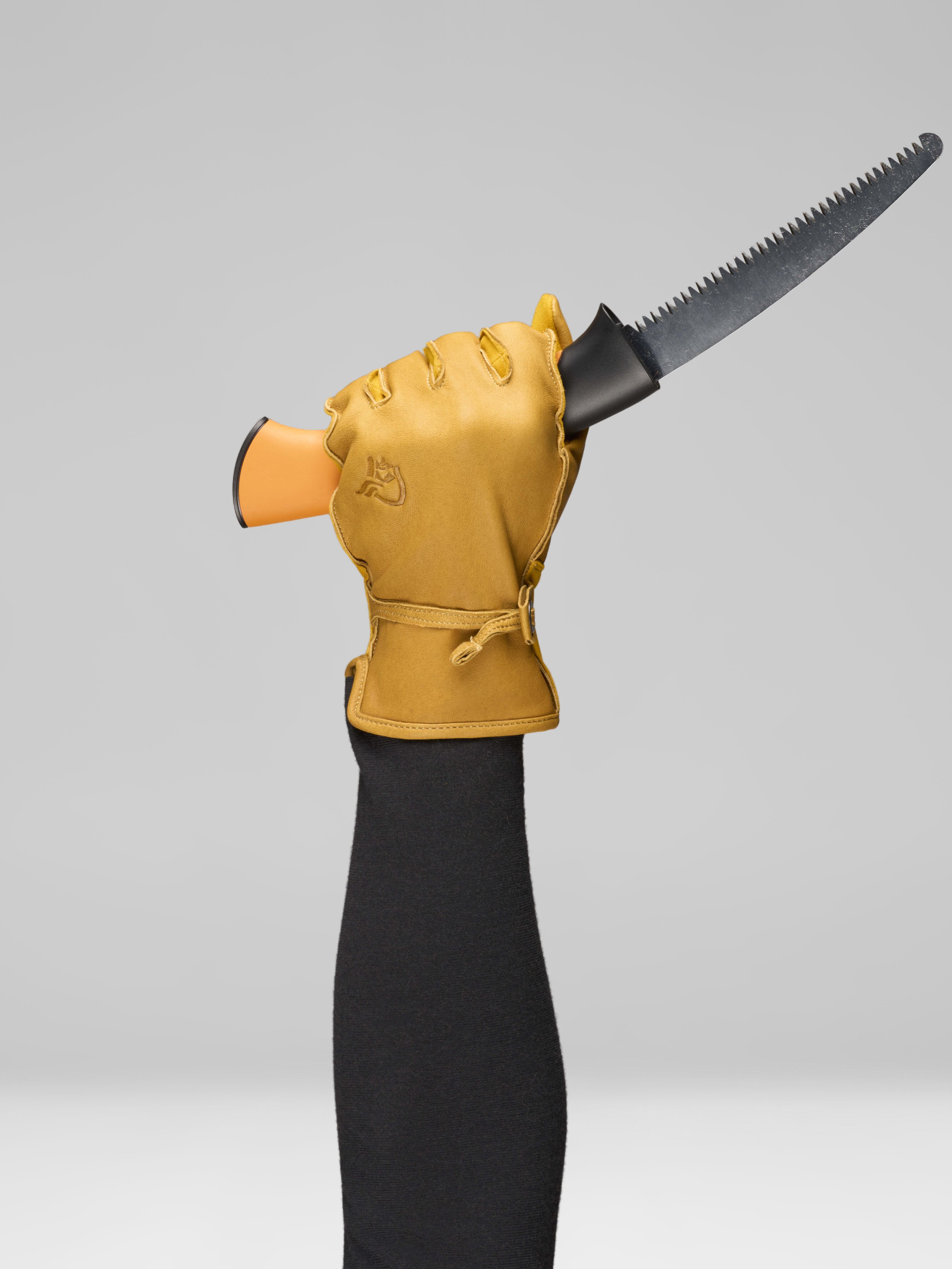 Female Look opening image of femund leather Gloves Kangaroo