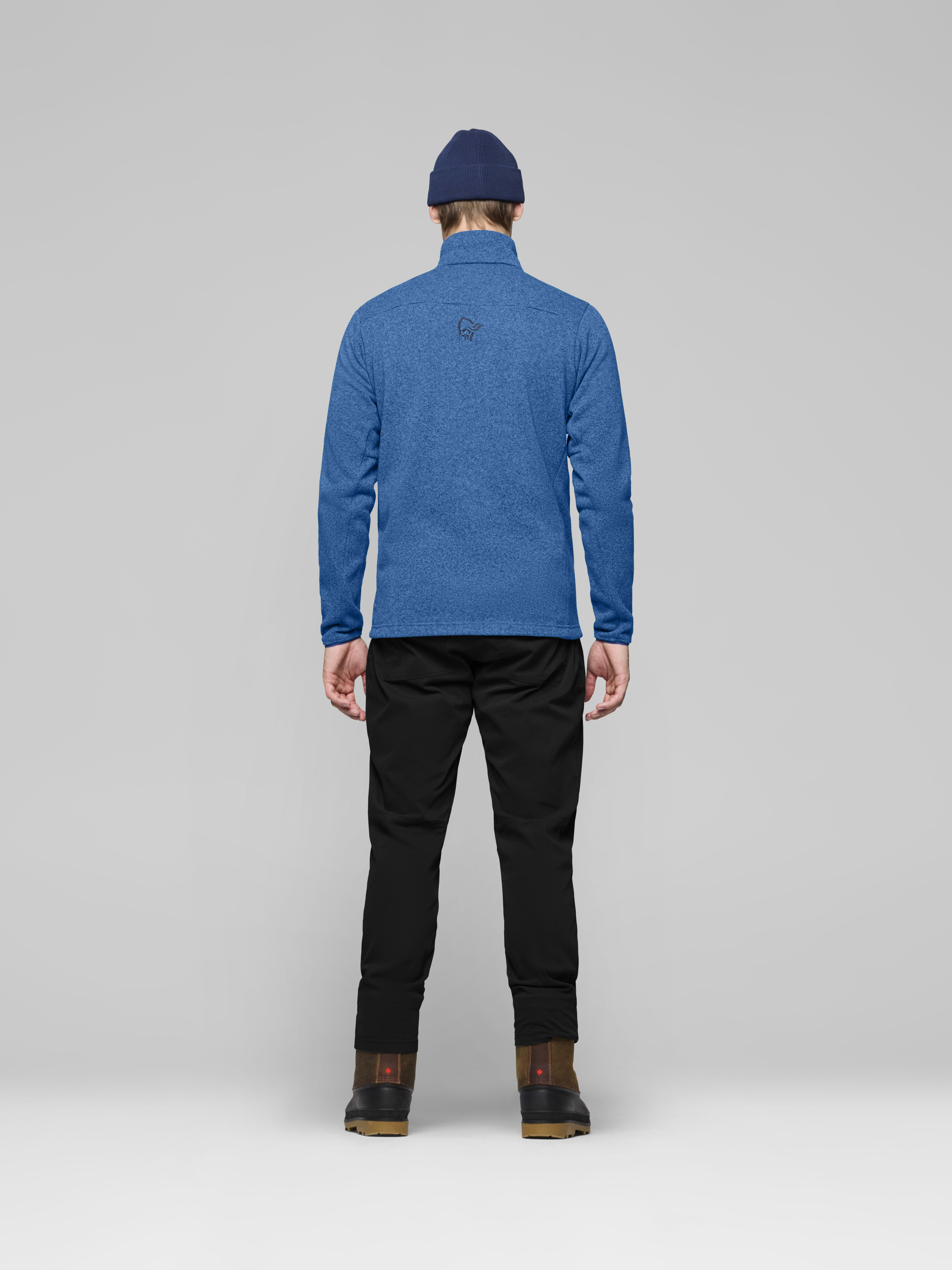 Male Look back image of femund warm2 Jacket Dark Blue