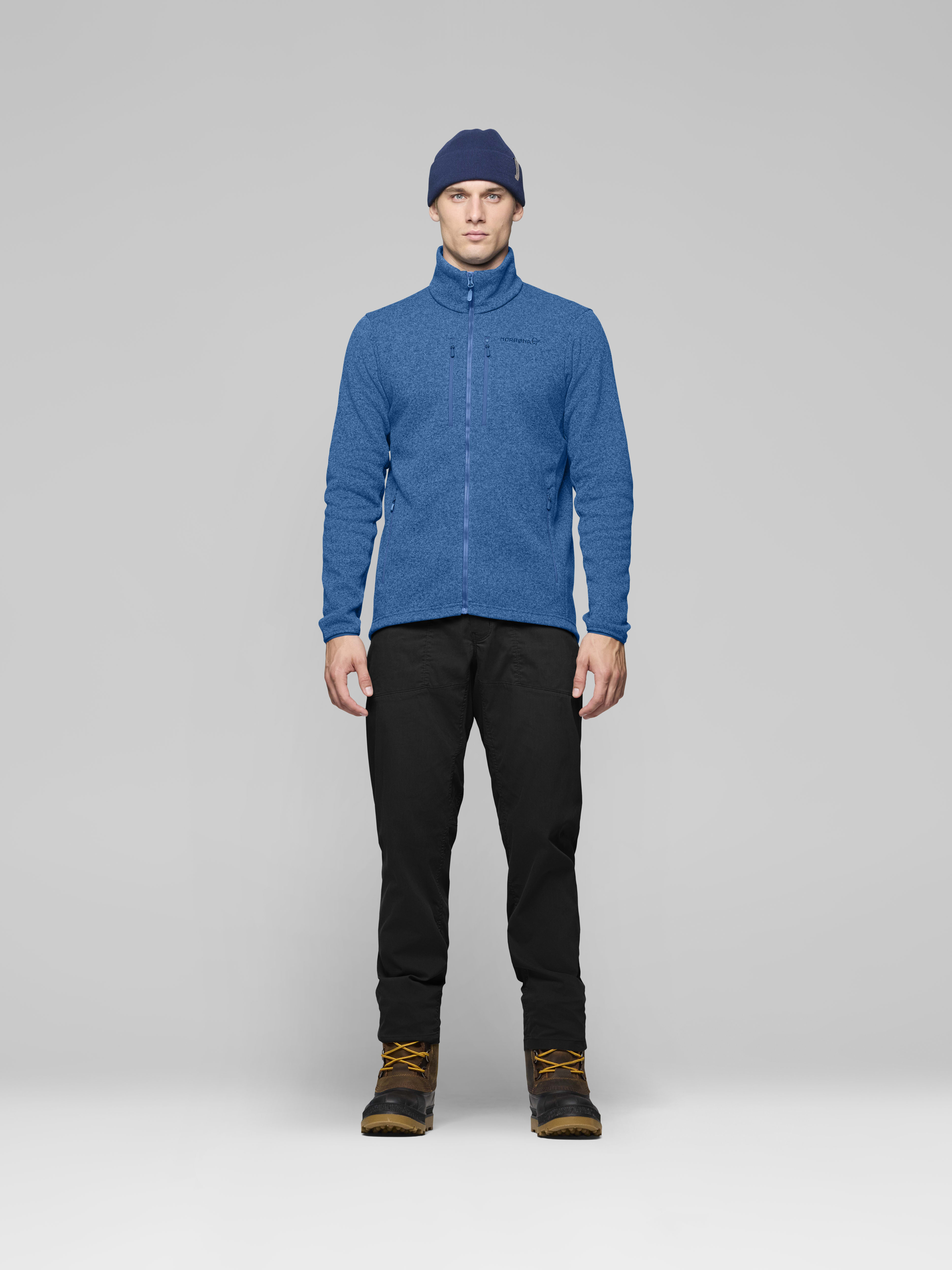 Male Look front image of femund warm2 Jacket Dark Blue