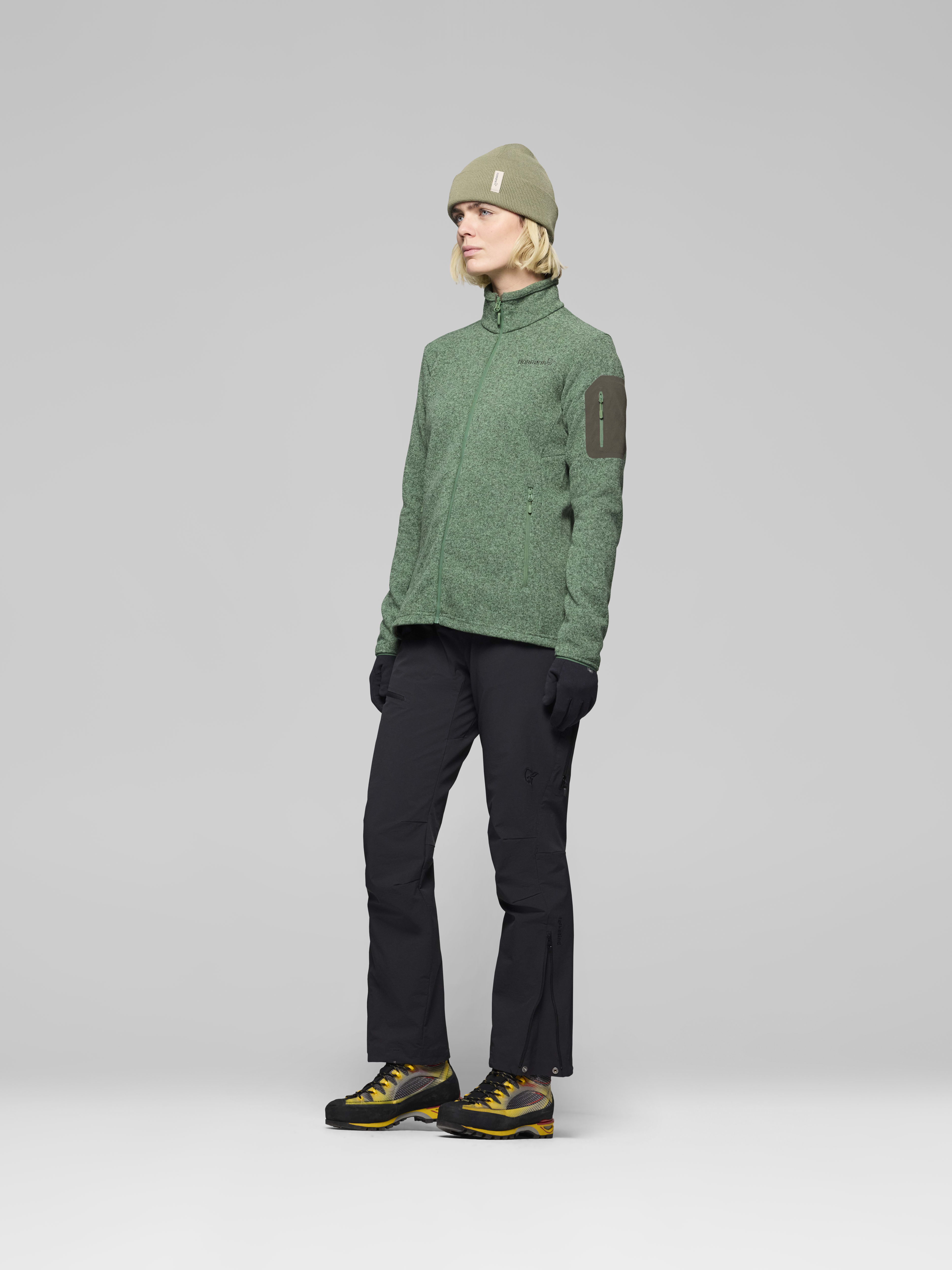 Female Look side image of femund warm2 Jacket Dark Ivy