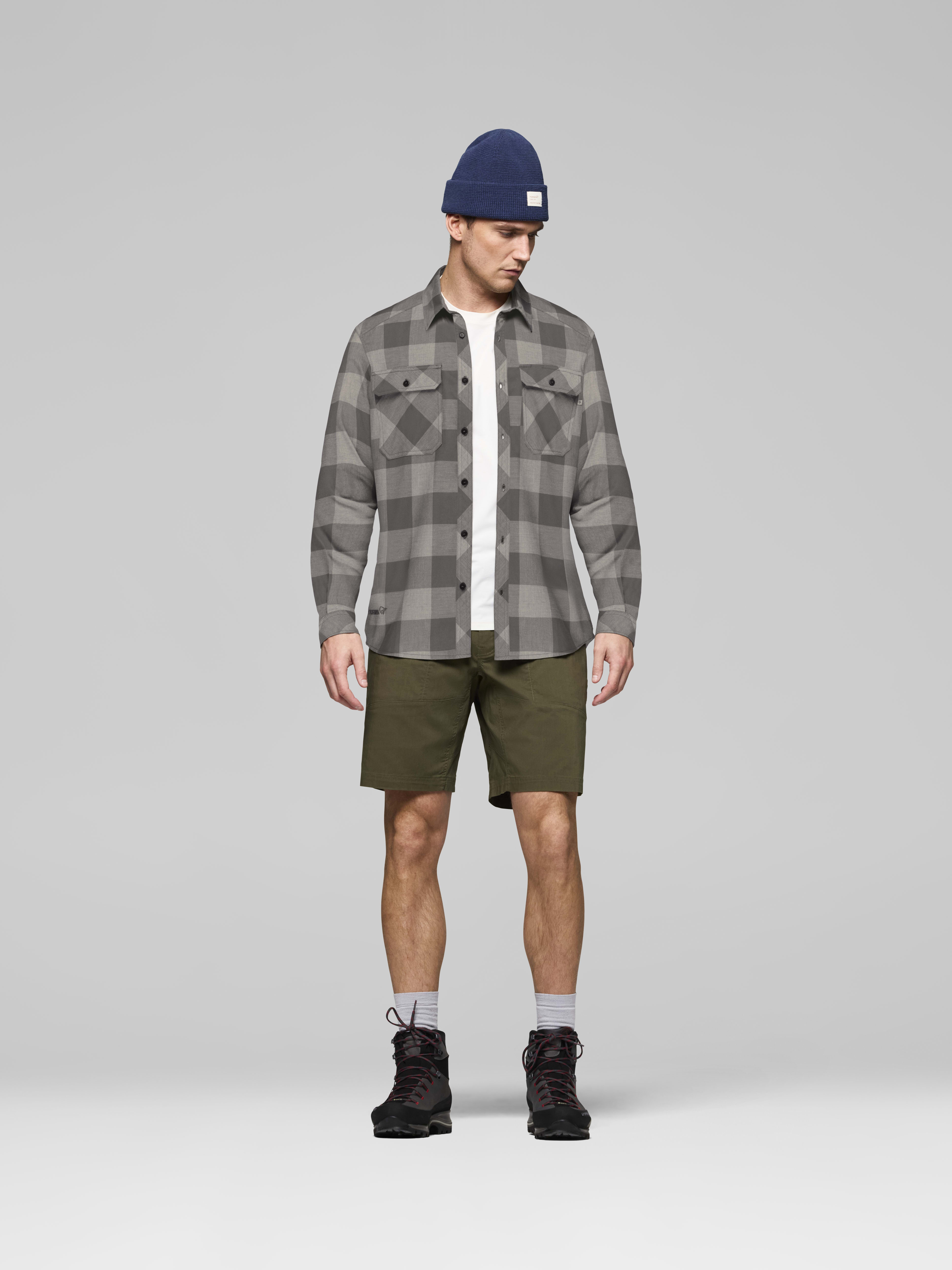 Male Look opening image of femund flannel lightweight Shirt Winter Twig