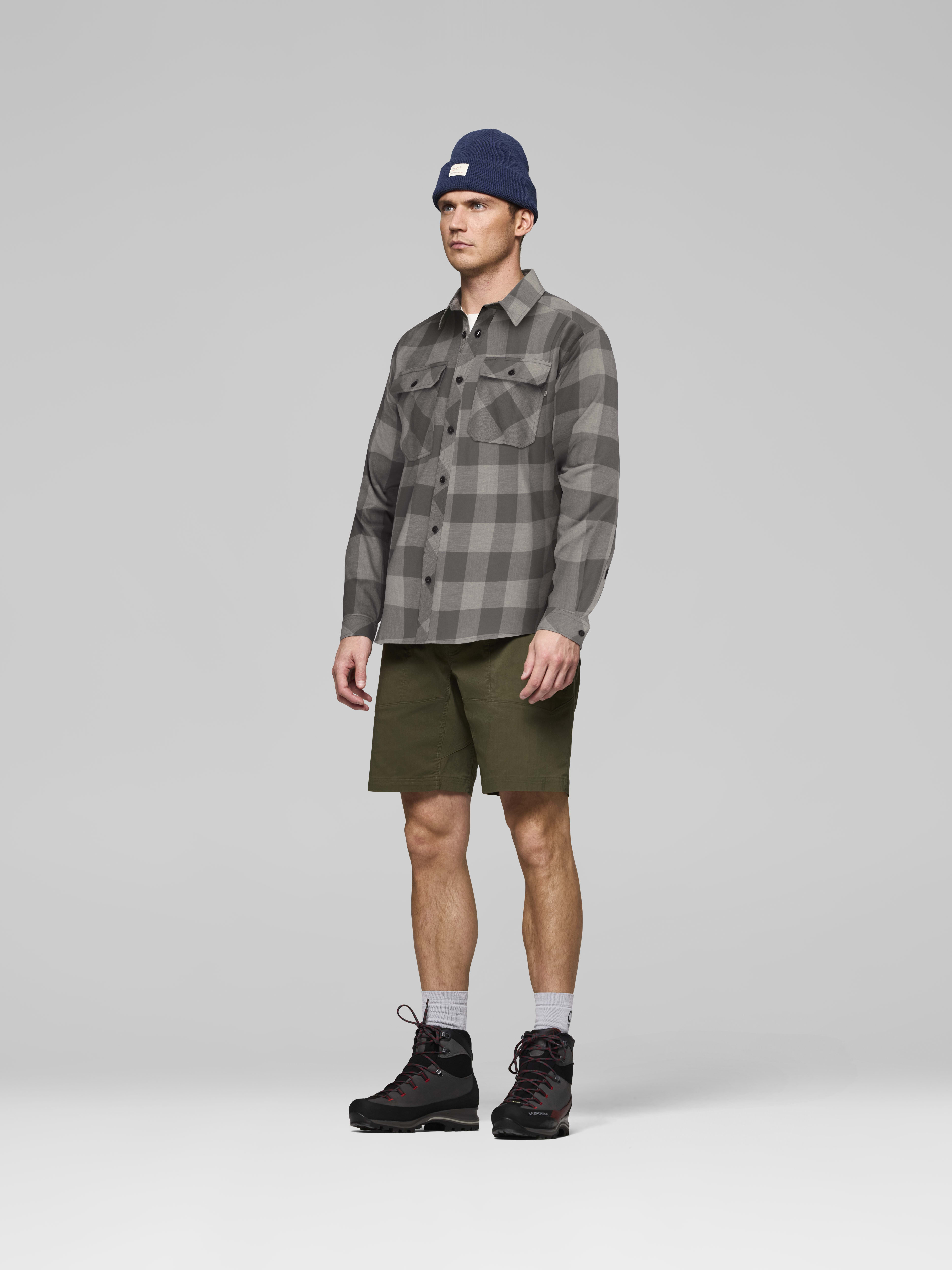 Male Look side image of femund flannel lightweight Shirt Winter Twig
