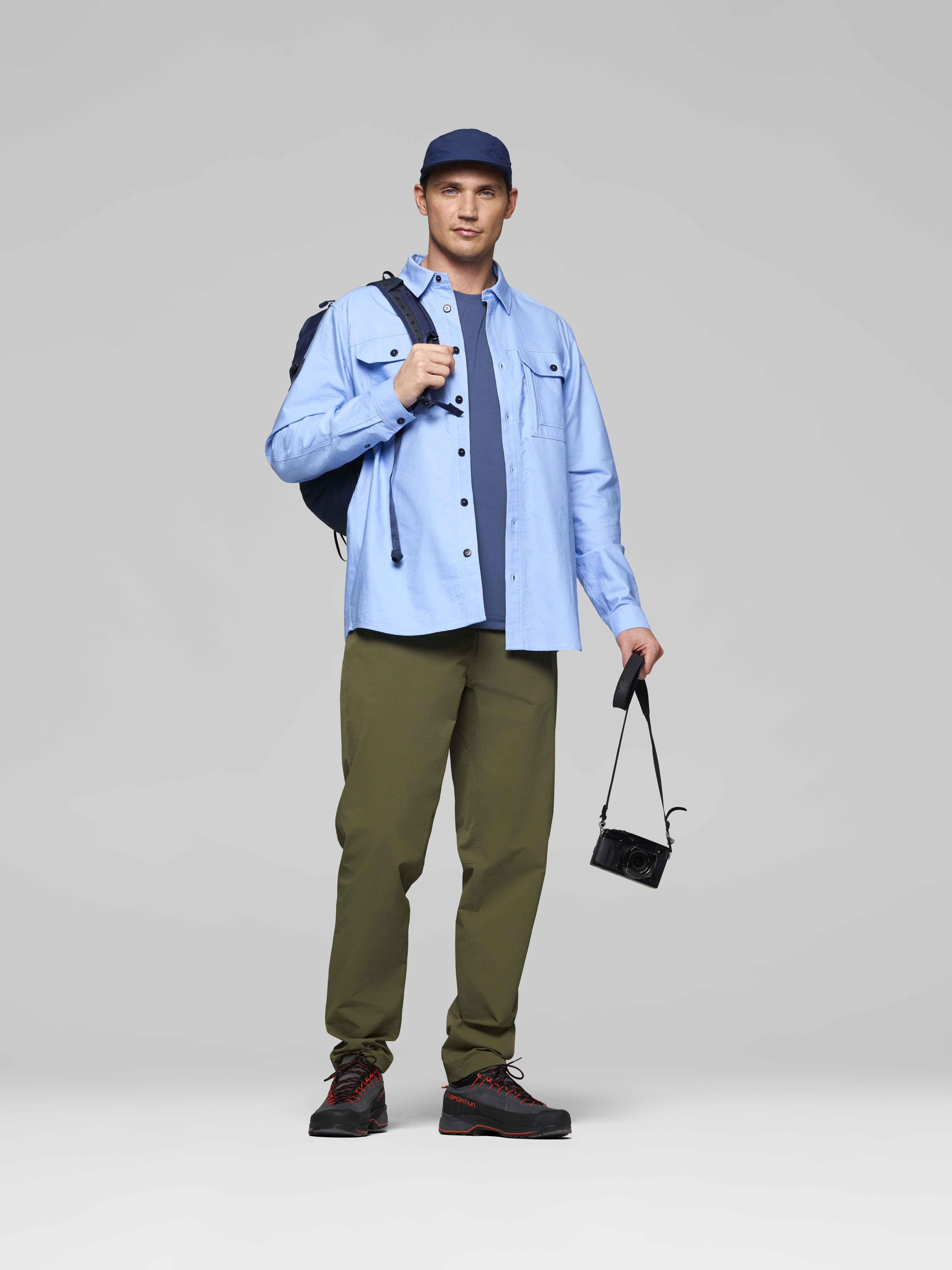 Male Look opening image of femund flex1 tech Pants Olive Night