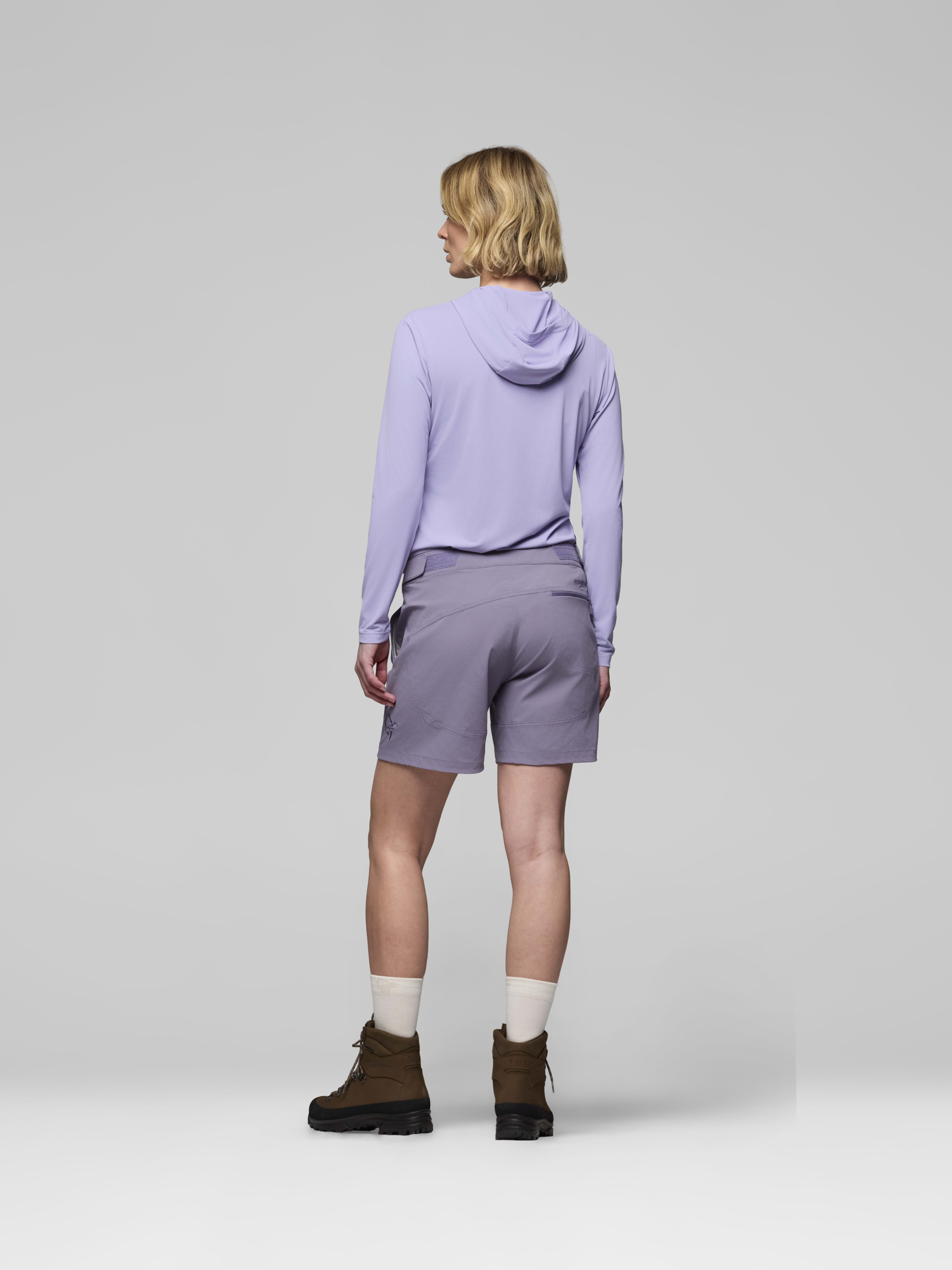 Female Look back image of femund flex1 light Shorts Purple Sage