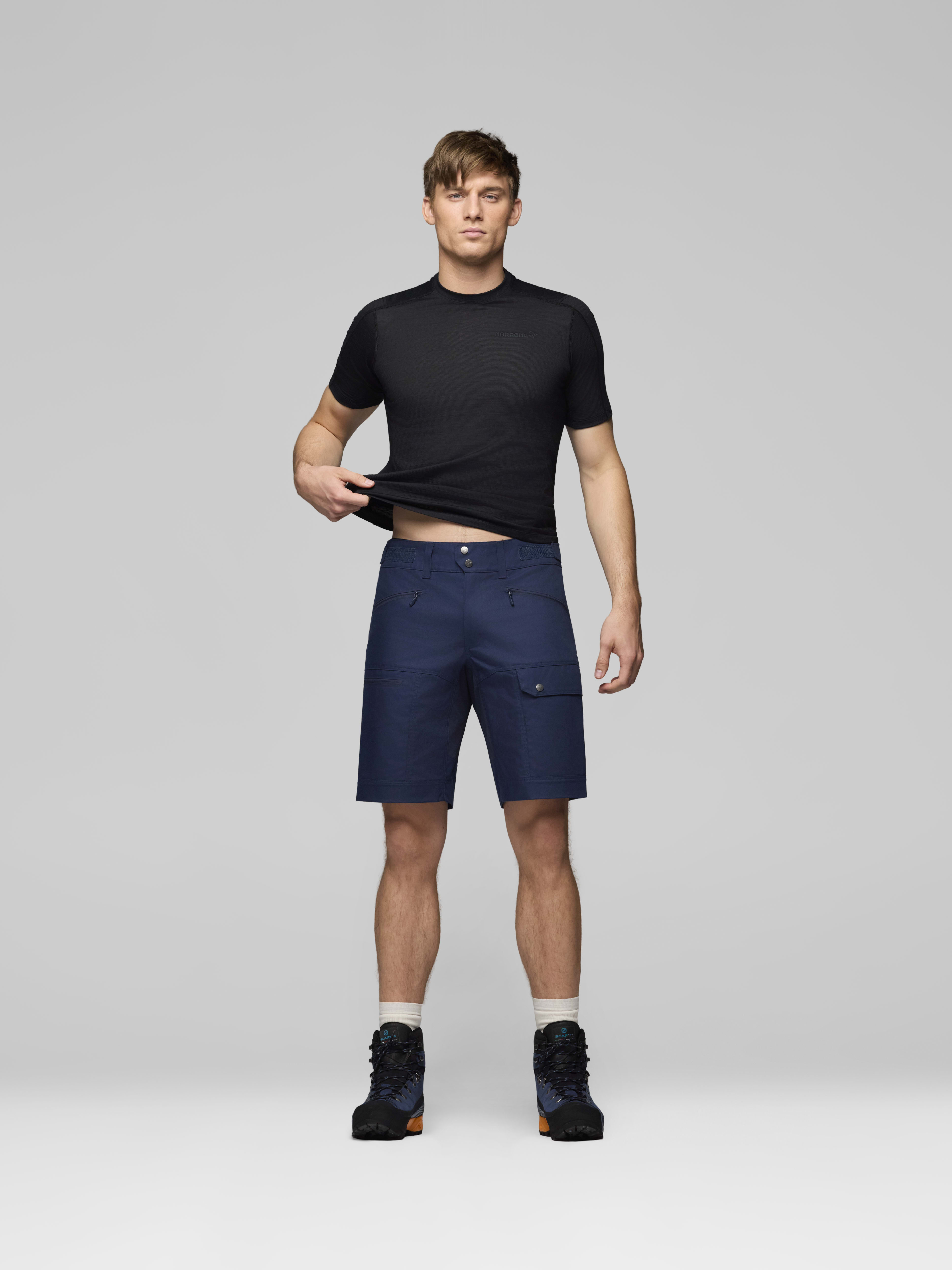 Male Look front image of femund cotton heavy weight Shorts Indigo Night/Navy Blazer