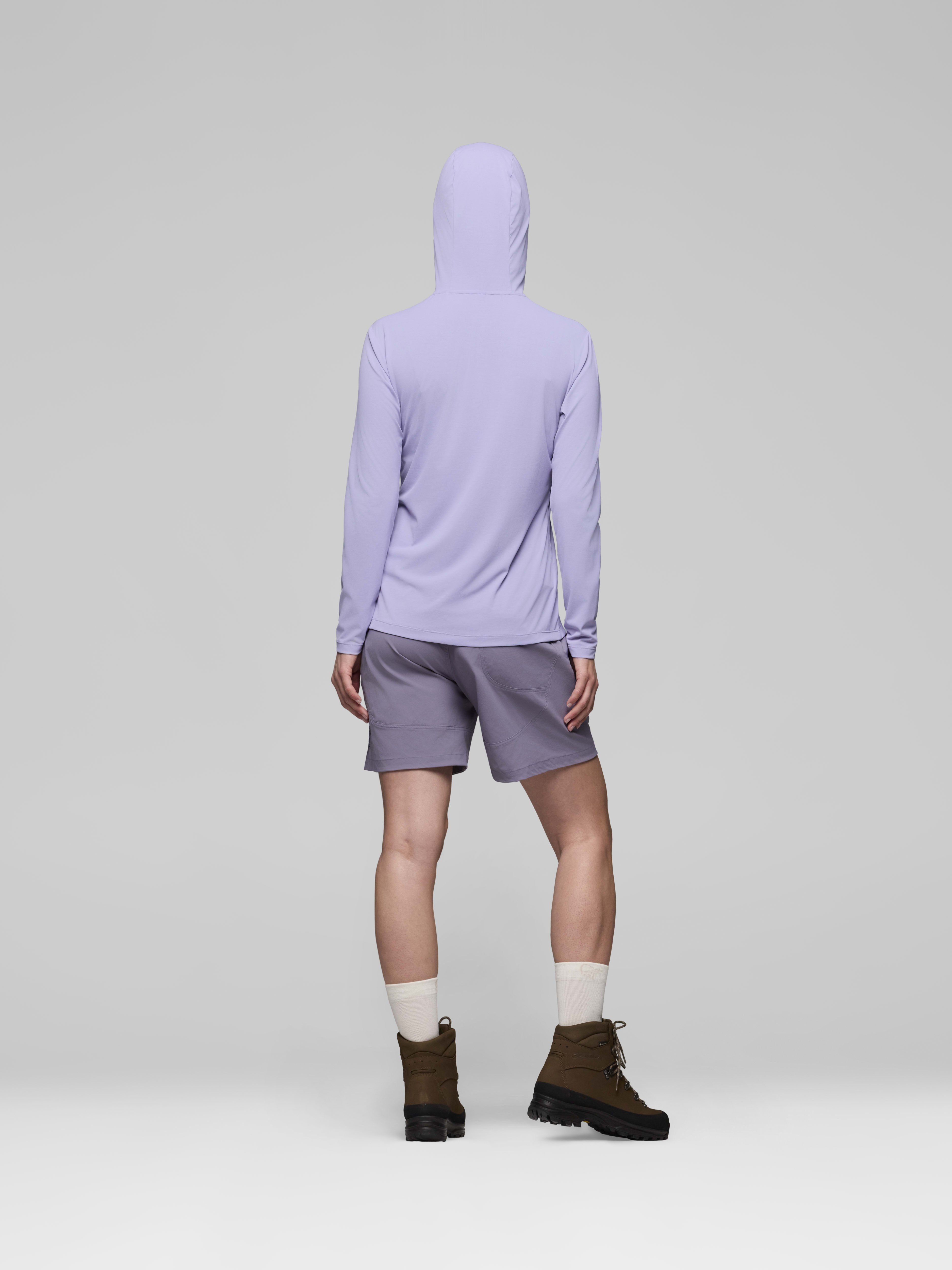 Female Look back image of femund tech Hood Heirloom Lilac