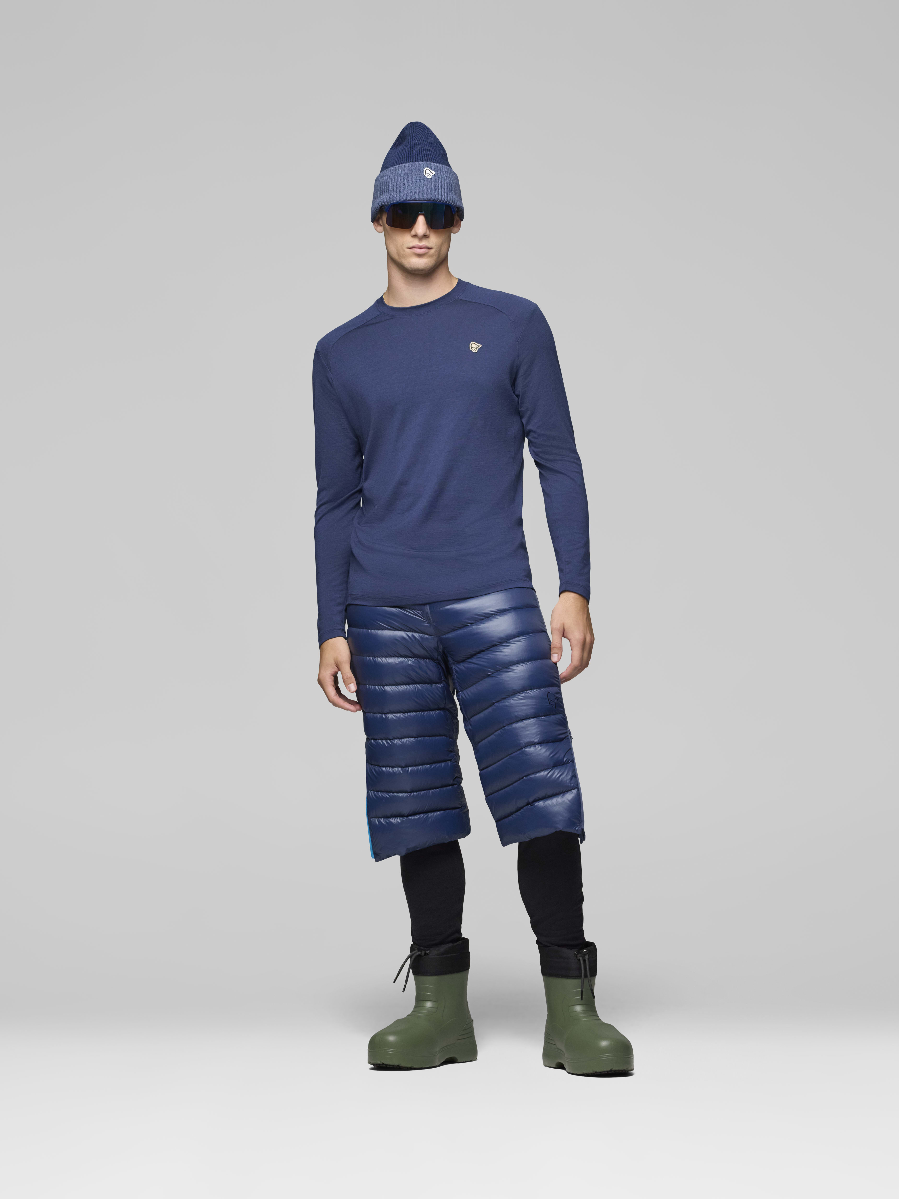 Male Look opening image of femund pureUll Long Sleeve Indigo Night